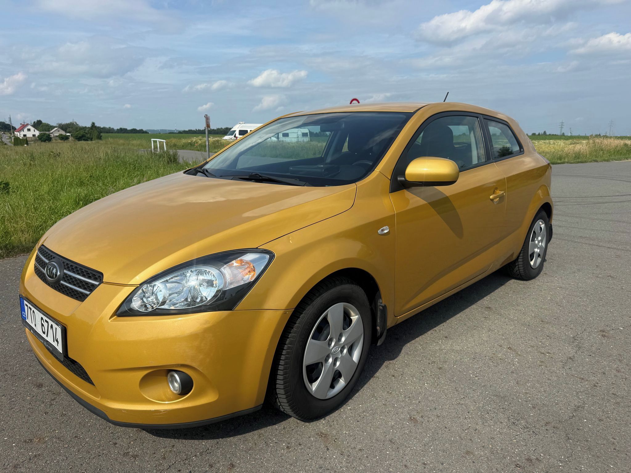 Kia Cee´d, 1,6 91 kW BENZIN 8700 KM