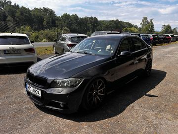 325i 160kW manuál