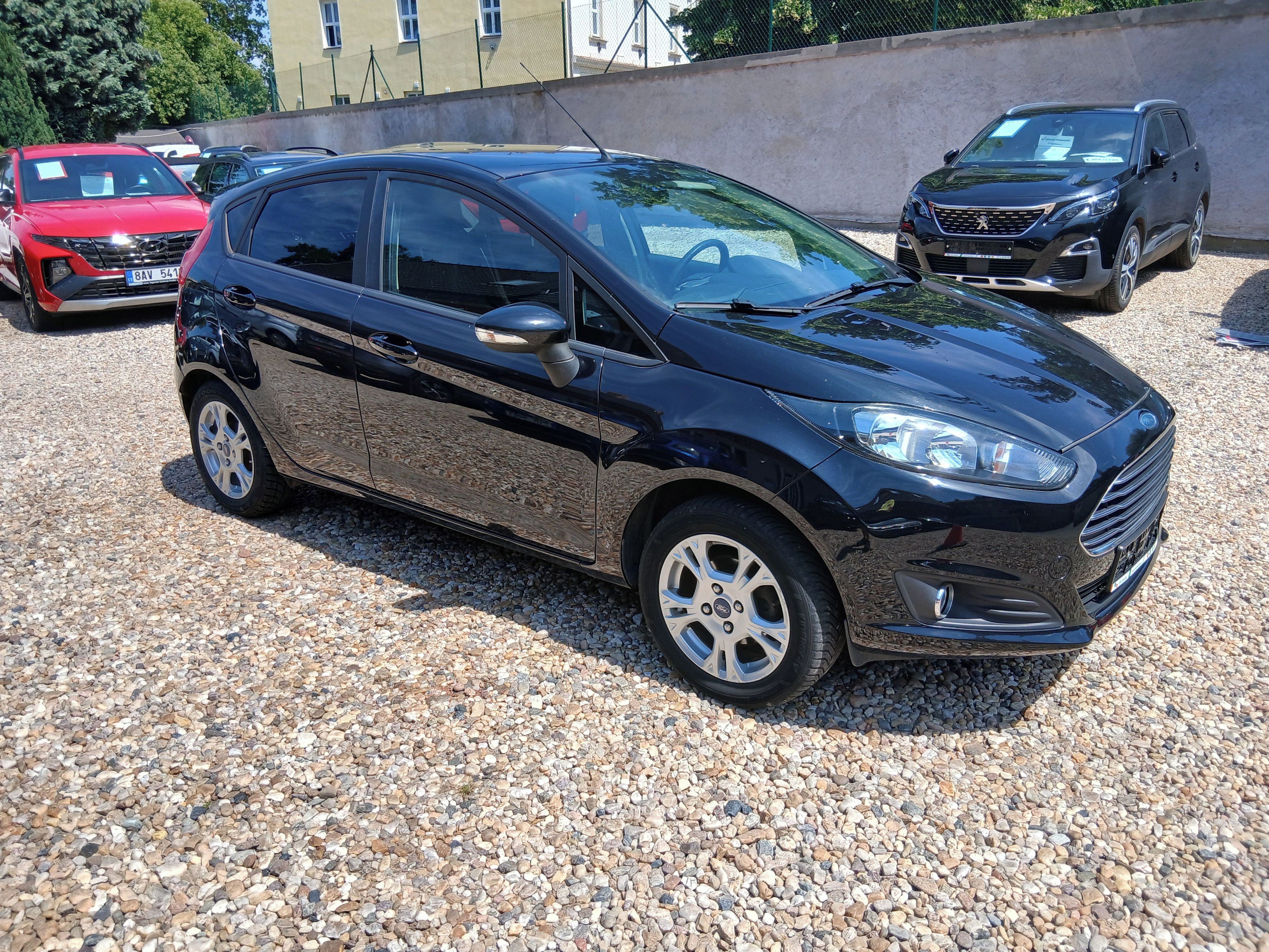 Ford Fiesta, 1.0i 59KW Klima 5dveří - fotka 3