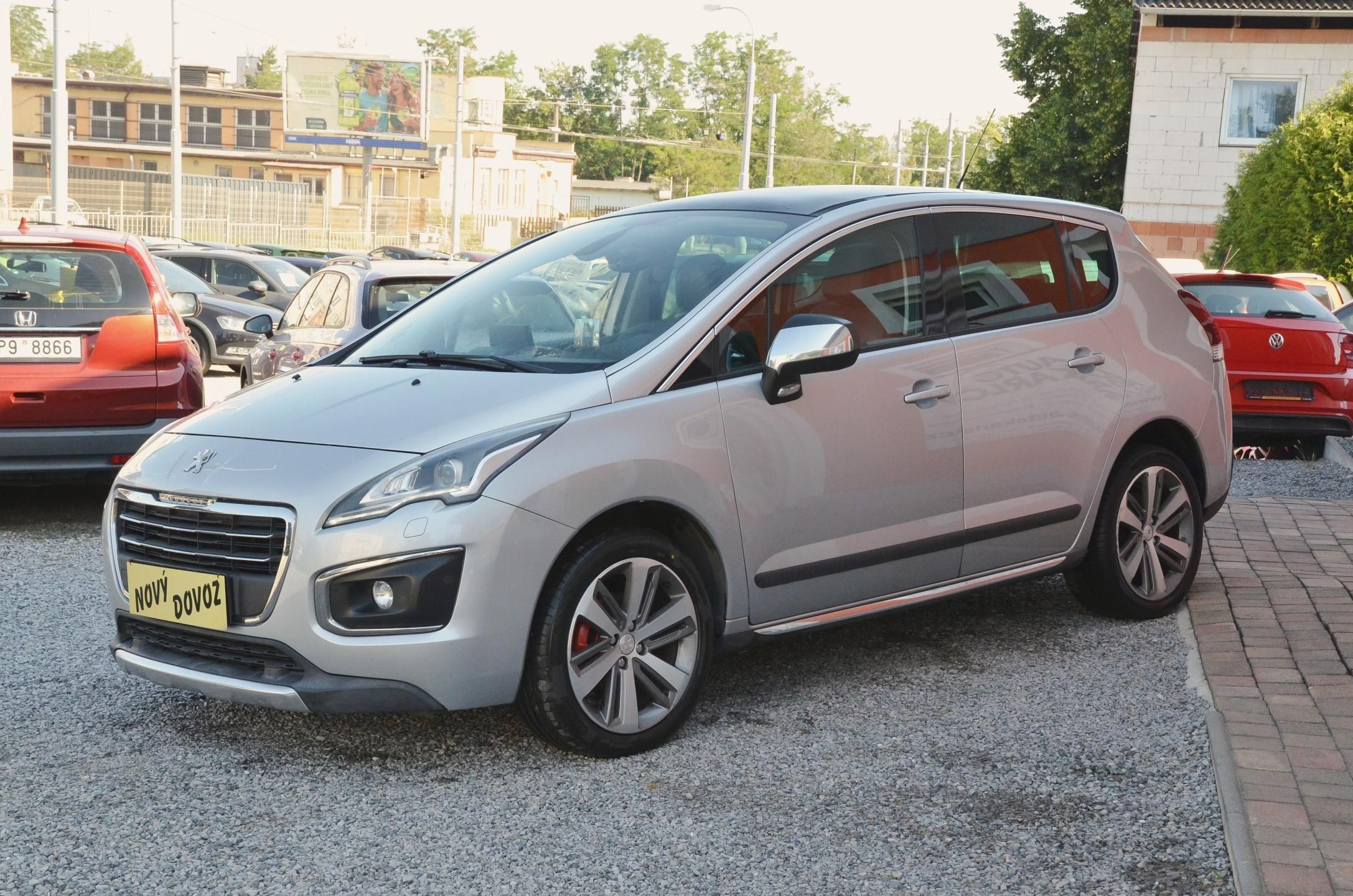 Peugeot 3008, 1.6 HDi 88kW XENON PANORAMA - fotka 3