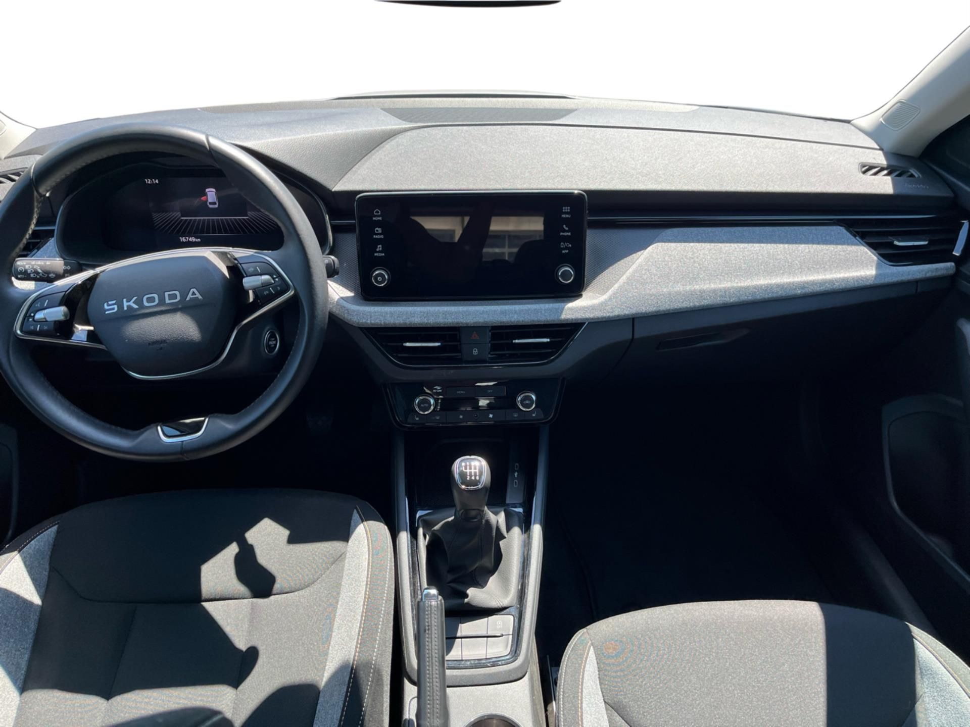 Škoda Scala, 1.0TSI 85kW SELECTION - fotka 5