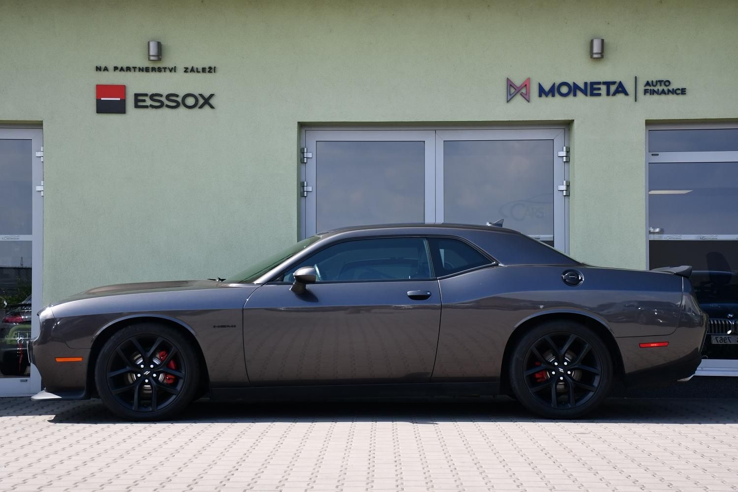 Dodge Challenger, 5.7 V8 HEMI - fotka 2