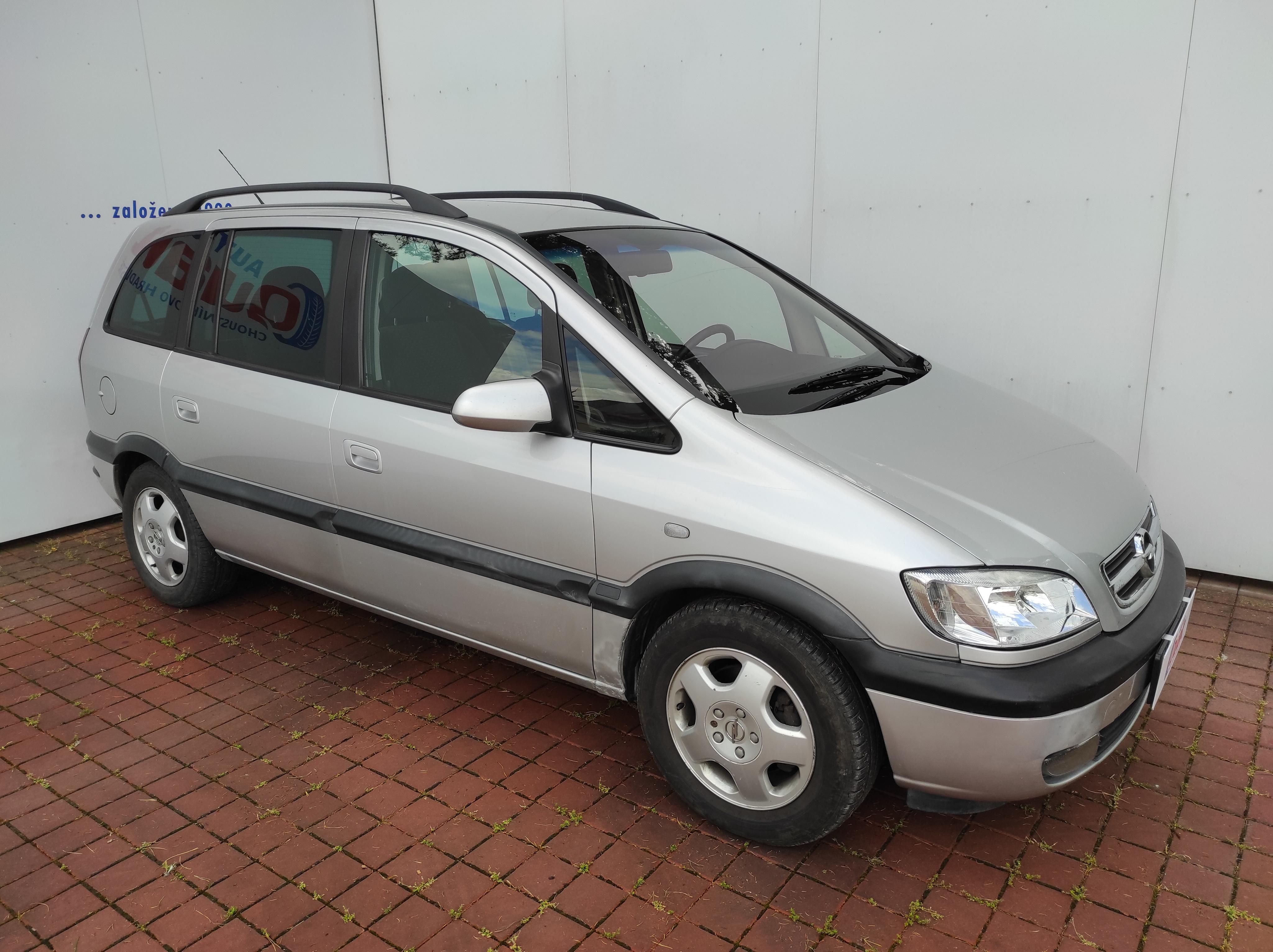 Opel Zafira, 2.0 DTi 7 MÍST, ZÁVĚS - fotka 5