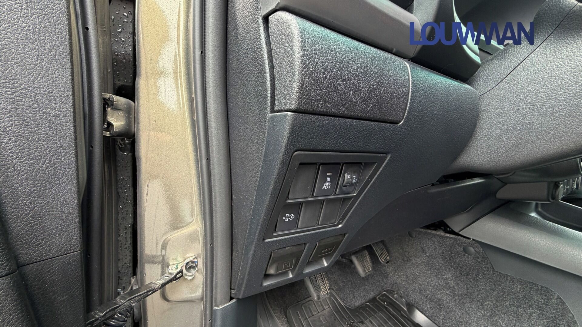 Toyota Hilux, MT ACTIVE - fotka 6