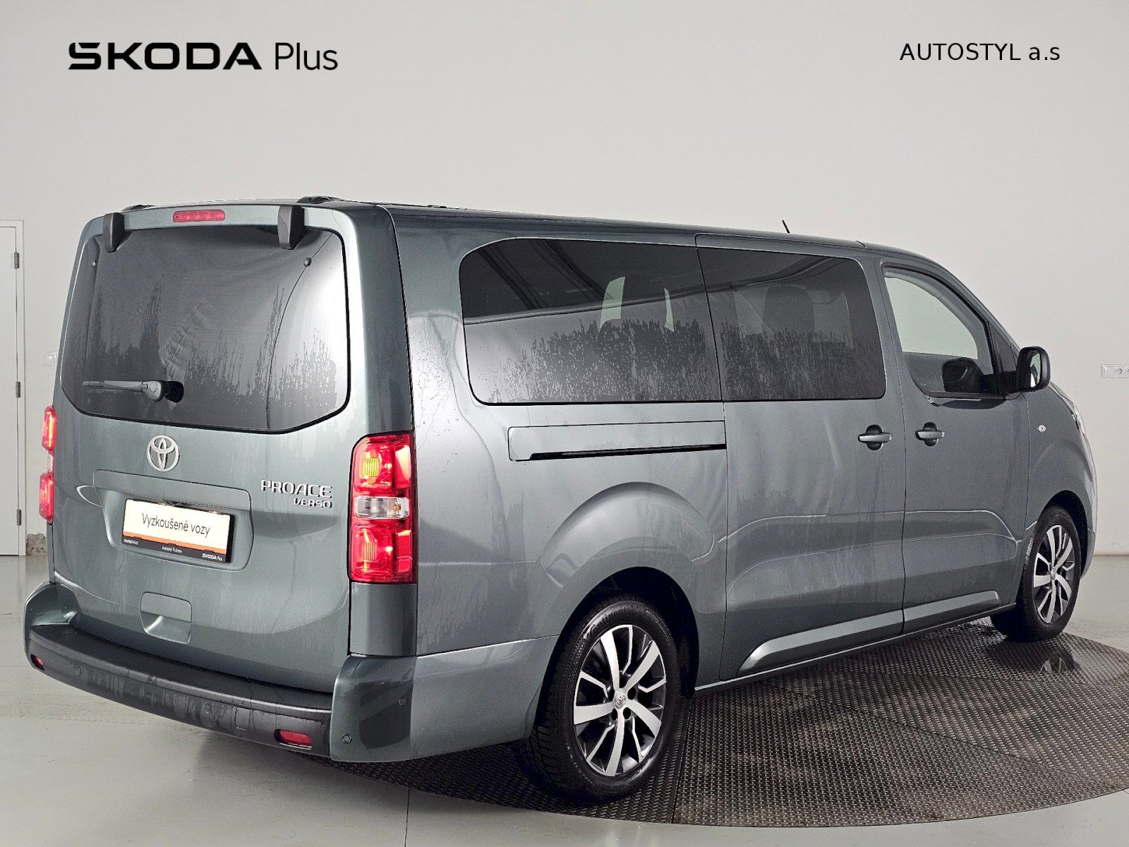Toyota Proace Verso, L2 2.0D 180k 8AT FAMILY WEBAST - fotka 2