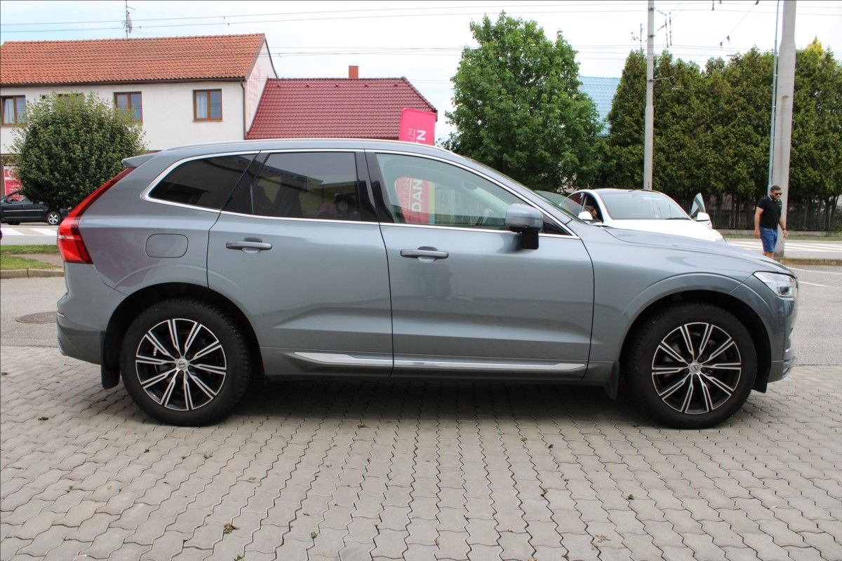 Volvo XC60, 2,0 D4 AWD CZ PŮVOD - fotka 3
