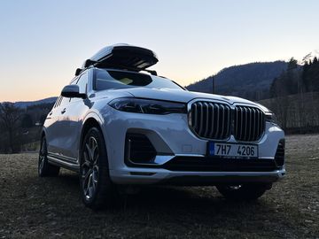 BMW X7 xDrive40d, kupováno ČR