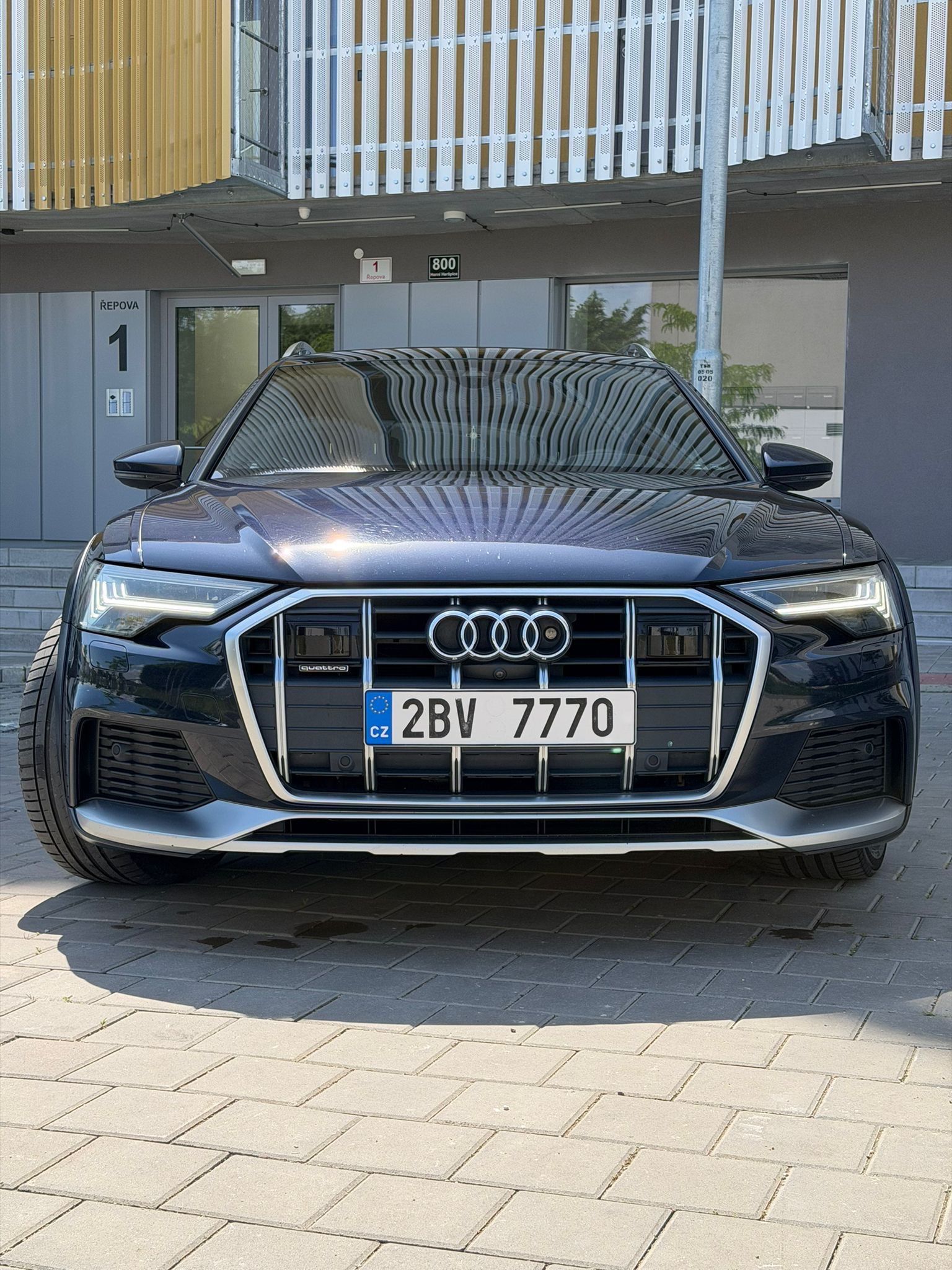Audi A6 allroad, 3.0 B-TDI 253KW, ČR, DPH, B&O - fotka 2