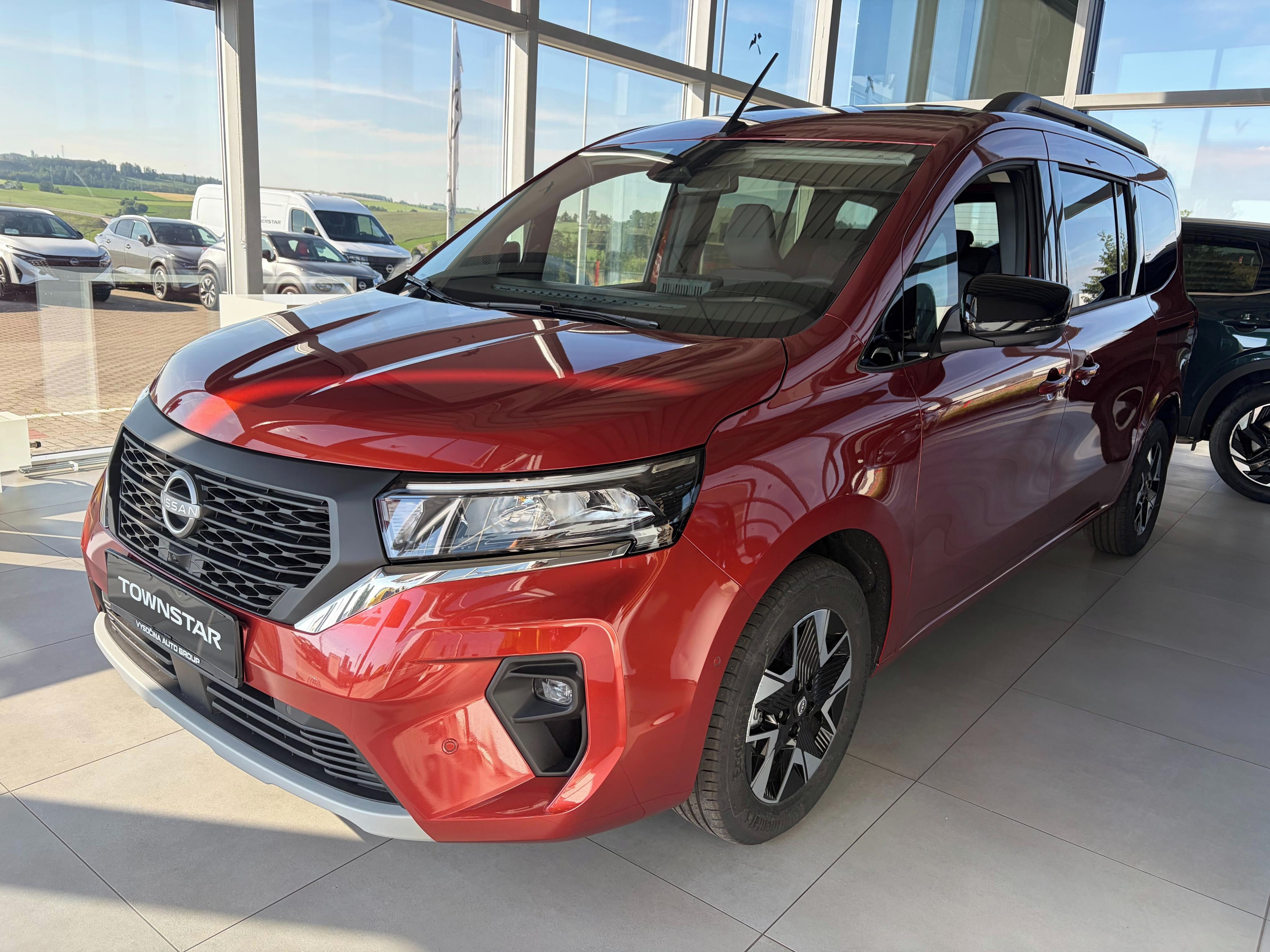Nissan Townstar, L2 Tekna 7 míst - fotka 3