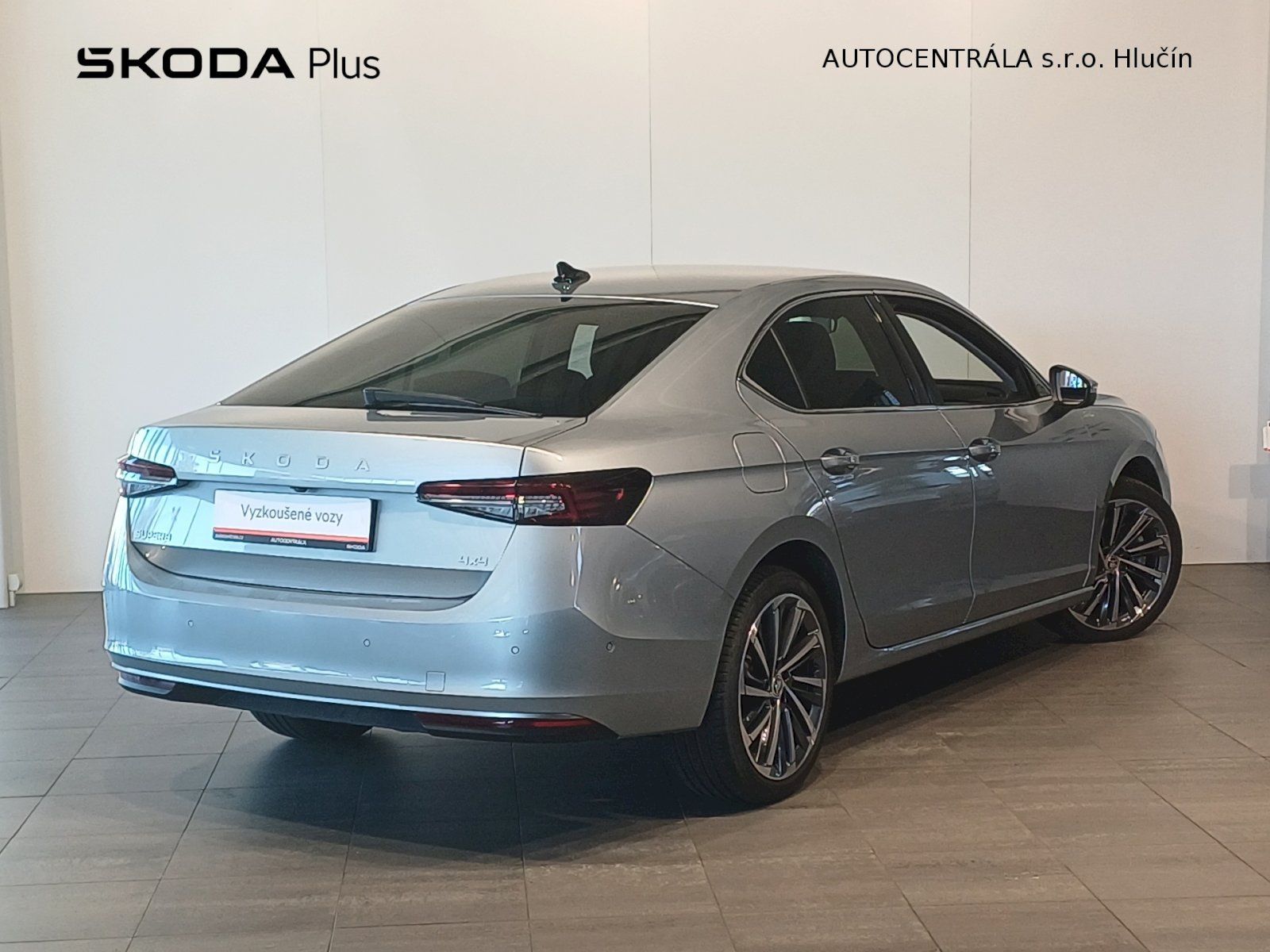 Škoda Superb, L&K 4x4 DSG TDI 2.0 / 142 kW A - fotka 2