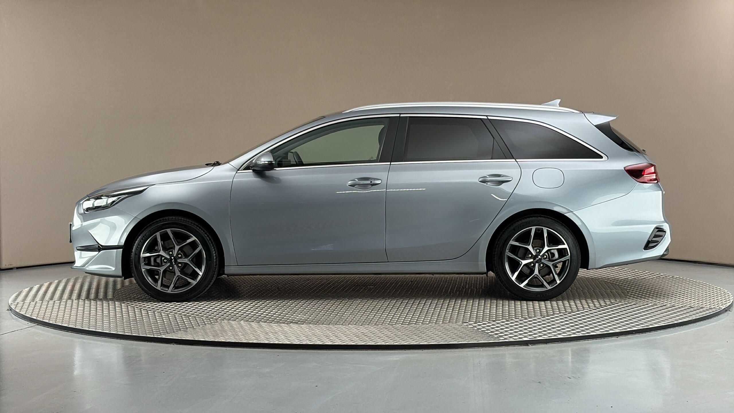 Kia Cee´d, 1.5 T-GDI Top - fotka 4