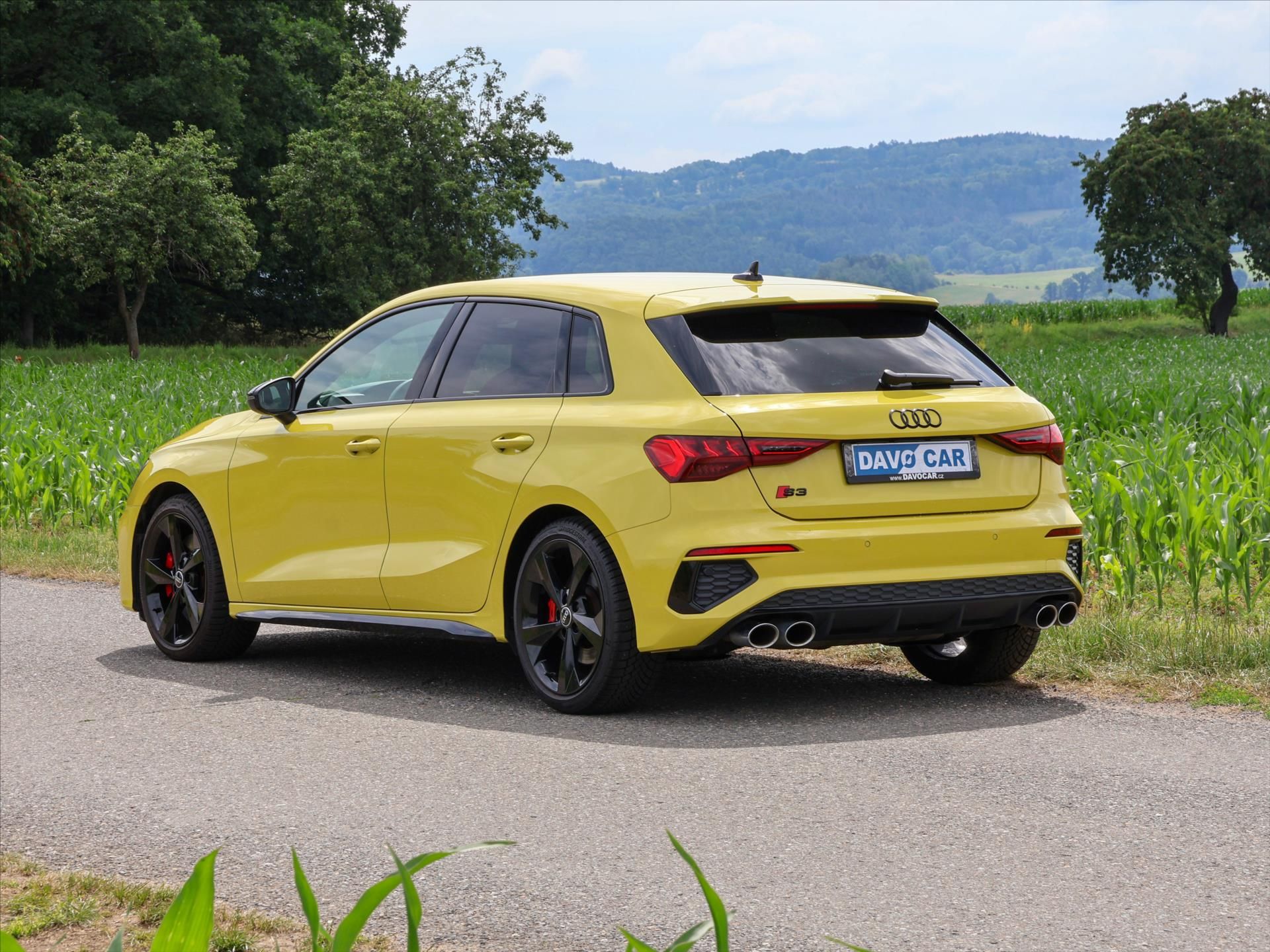 Audi S3, 2,0 TSI 228 kW quattro Automat - fotka 4