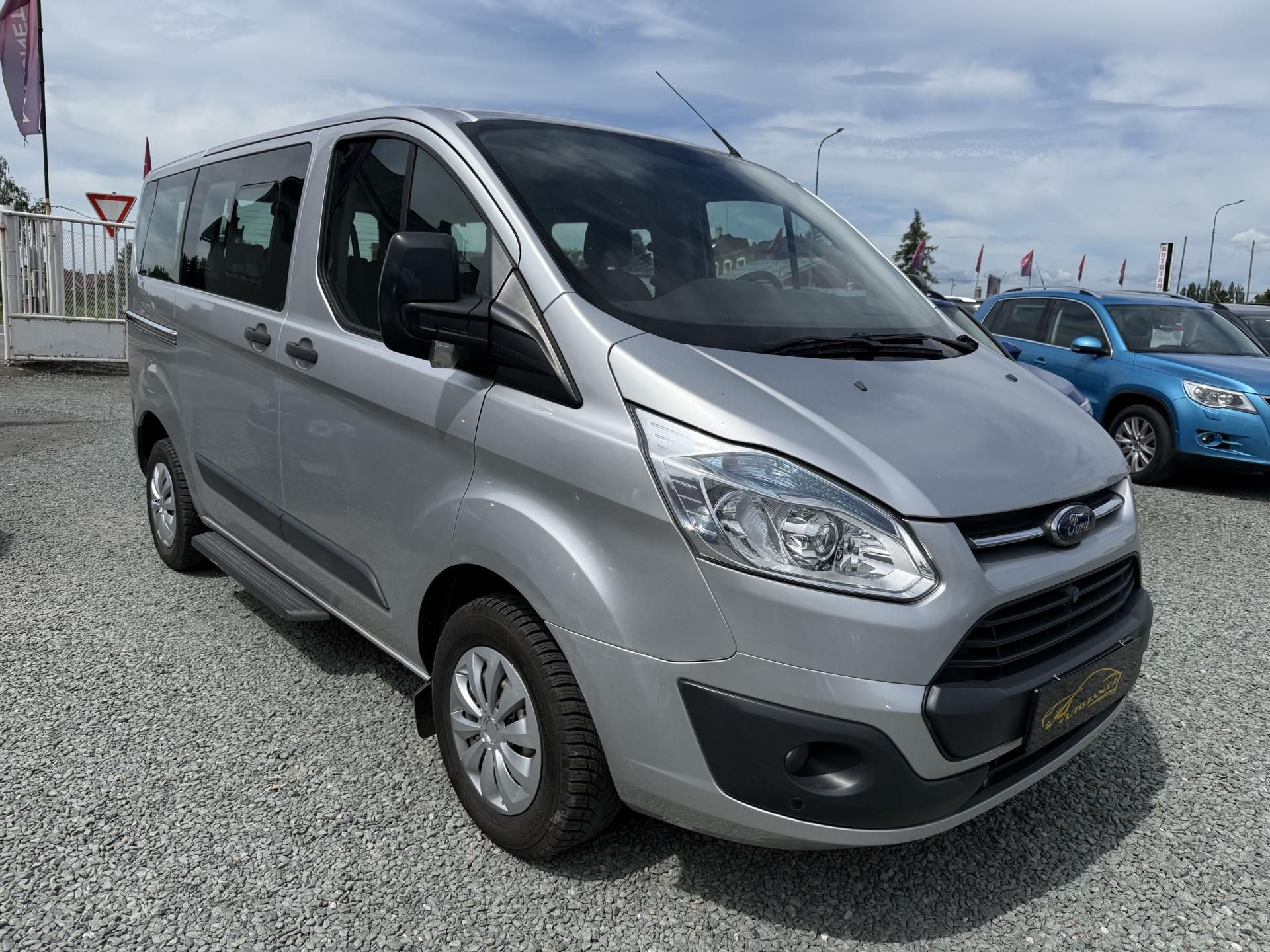 Ford Tourneo Custom, 2.2 TDCI 8 MÍST