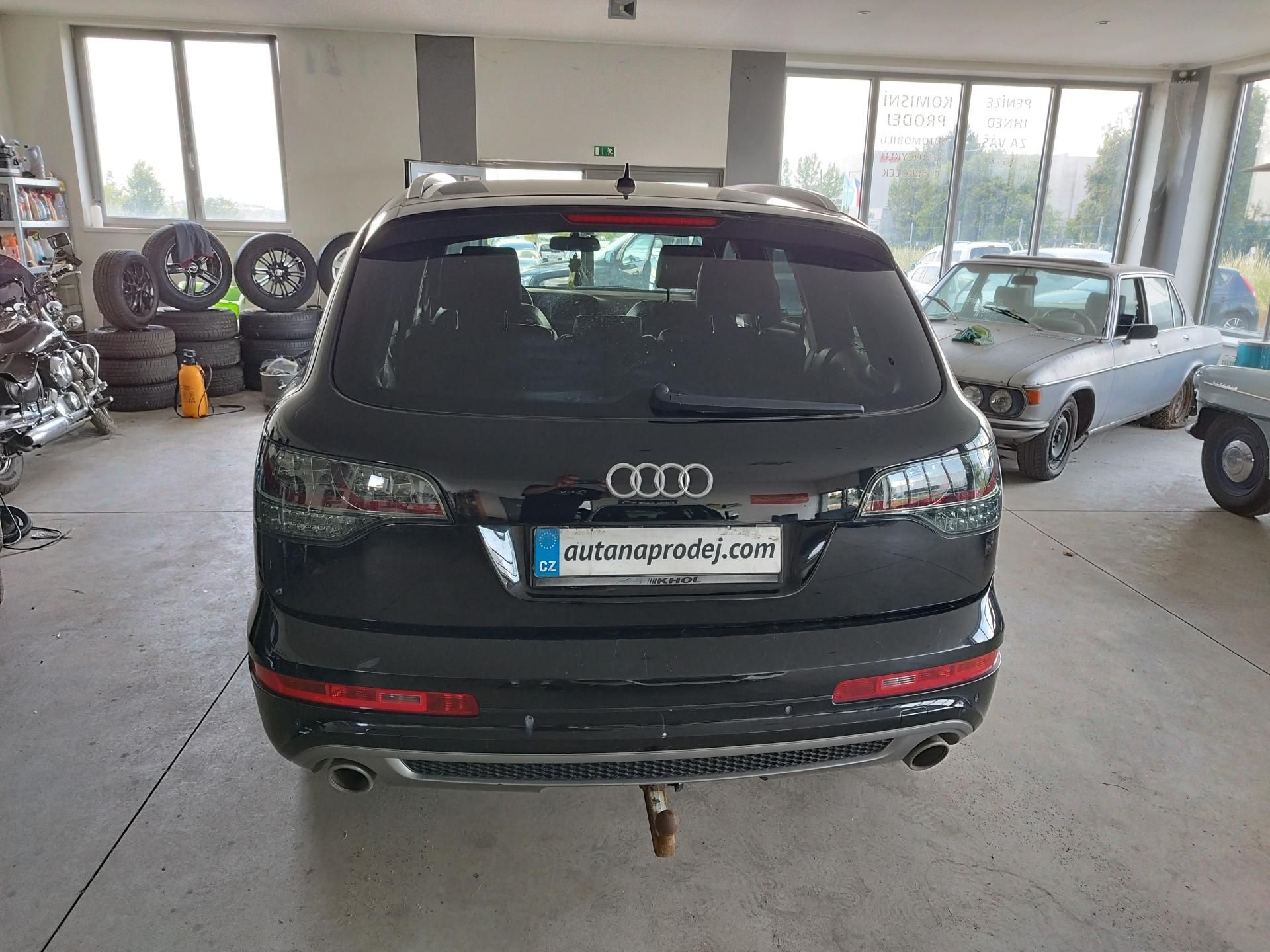 Audi Q7, TDI,176KW,4X4,R20,LED,TAŽNÝ,ČR - fotka 6