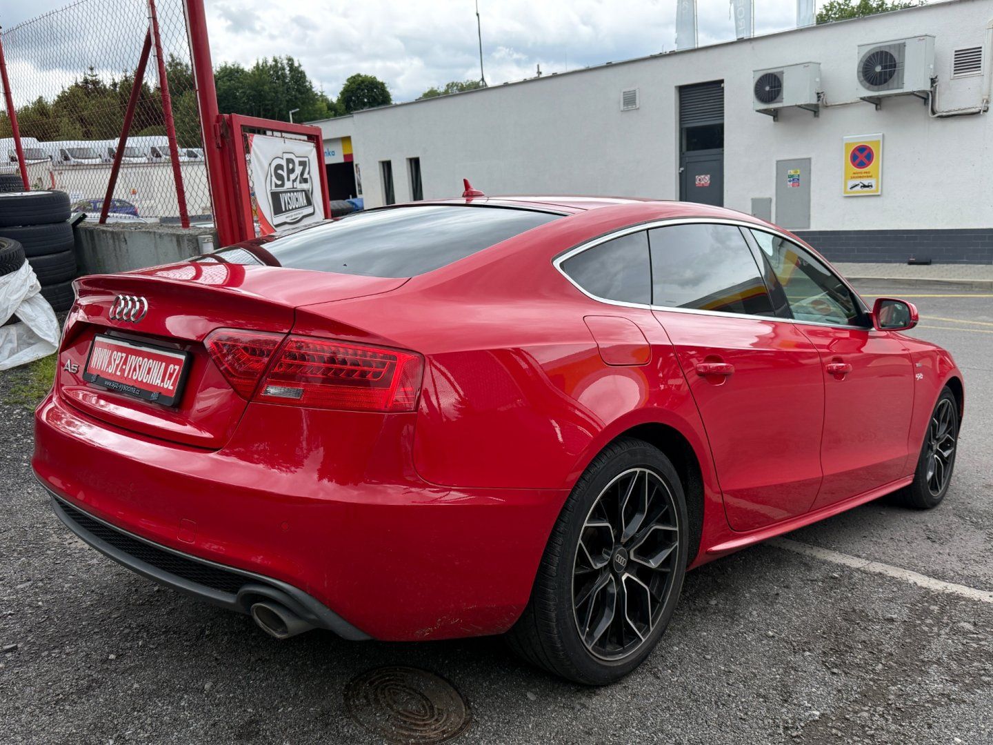 Audi A5, 3.0TDi Quattro S-Line - fotka 4