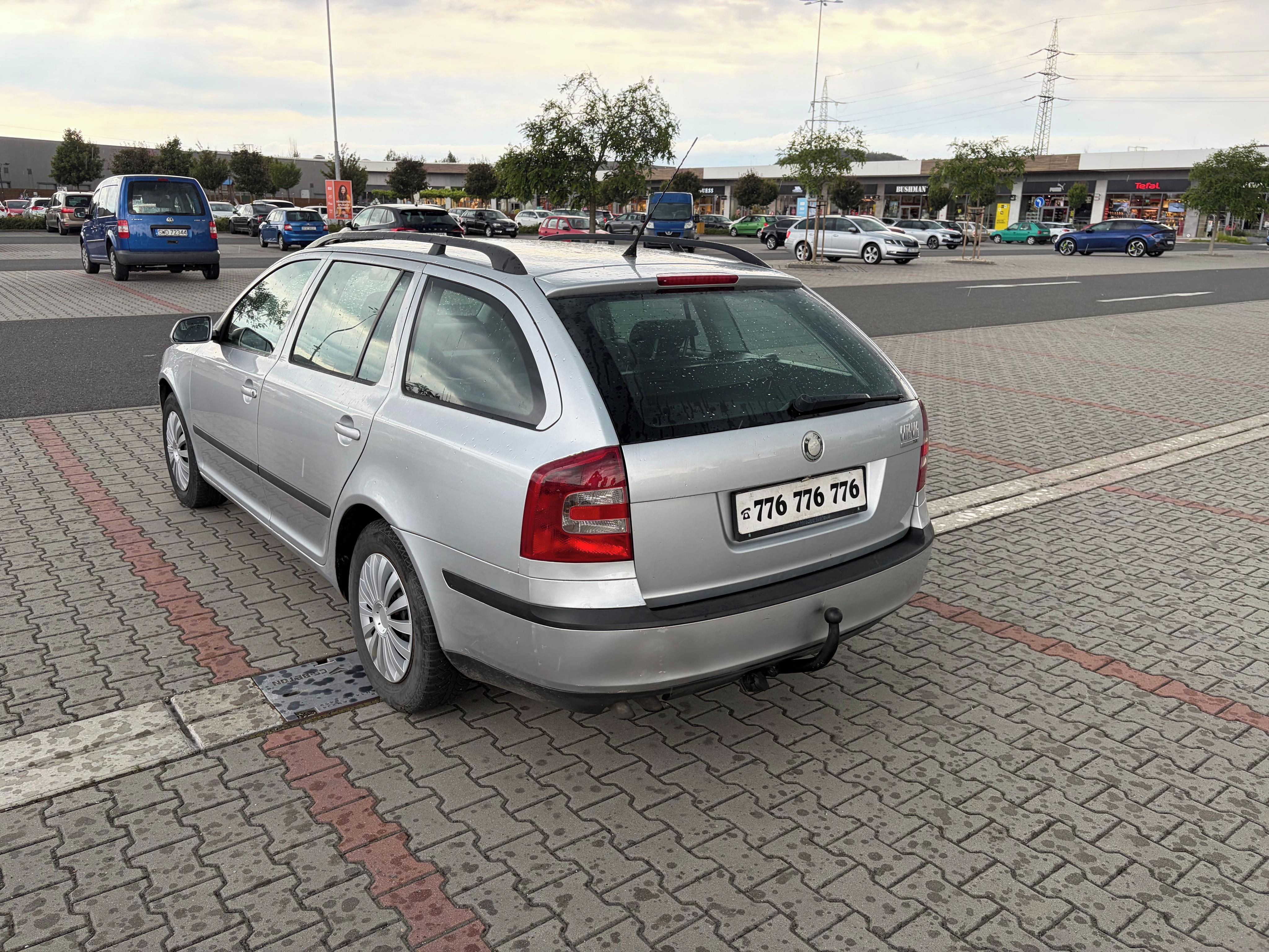 Škoda Octavia, II 1.9 TDi 77kw ČR TZ - fotka 5
