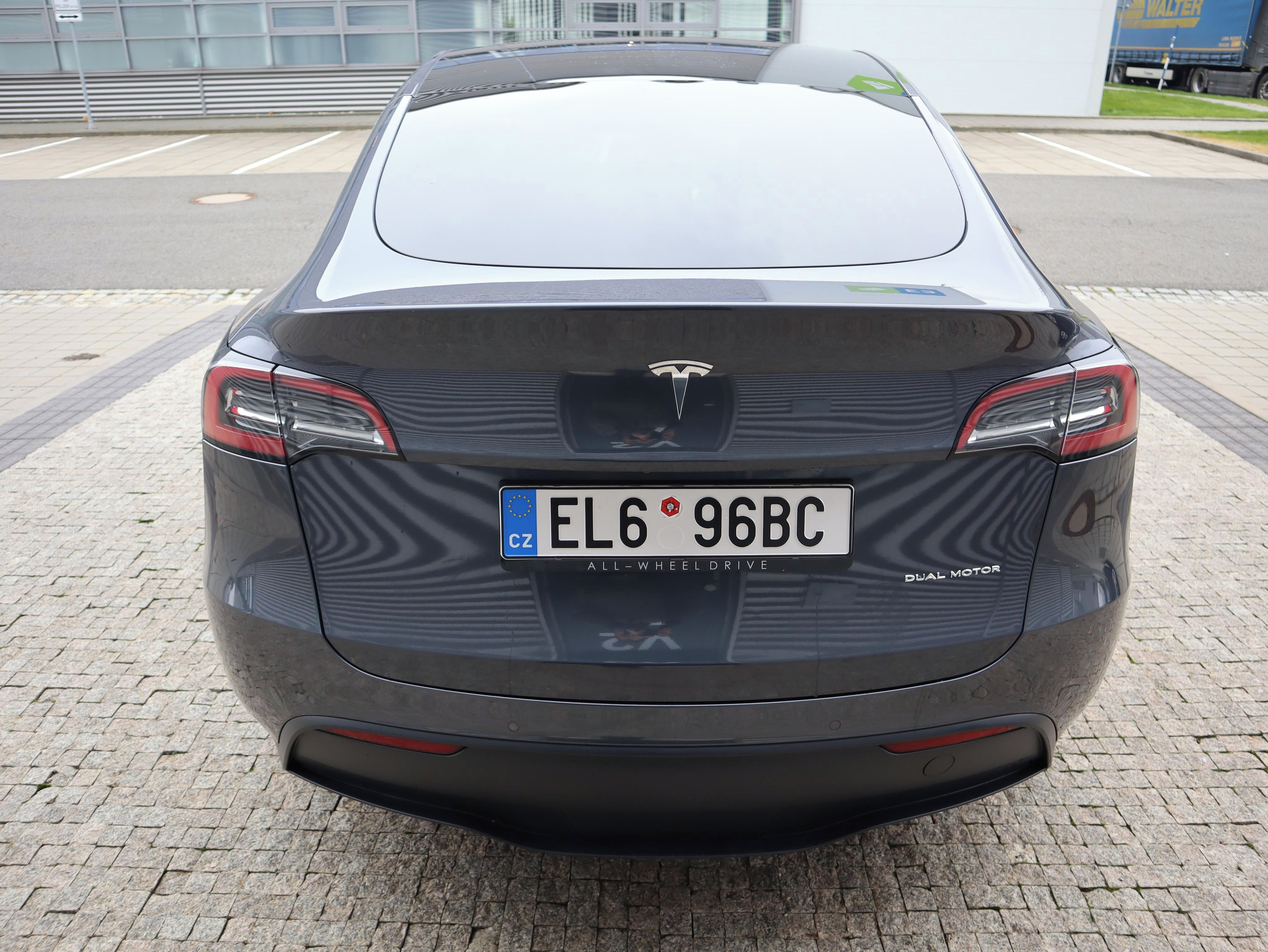 Tesla Model Y, Long Range,pravidelný servis - fotka 4