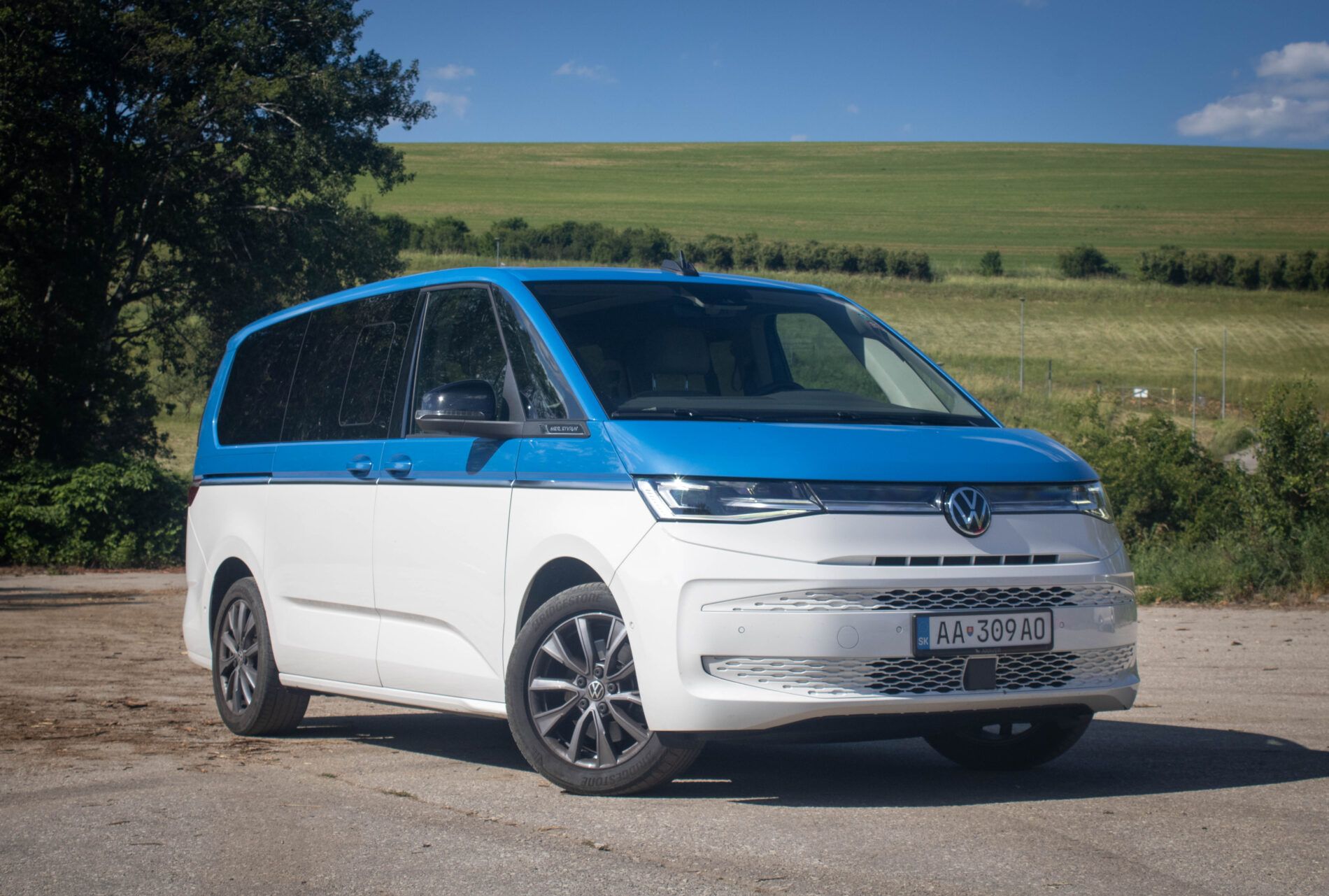 Volkswagen Multivan - fotka 3