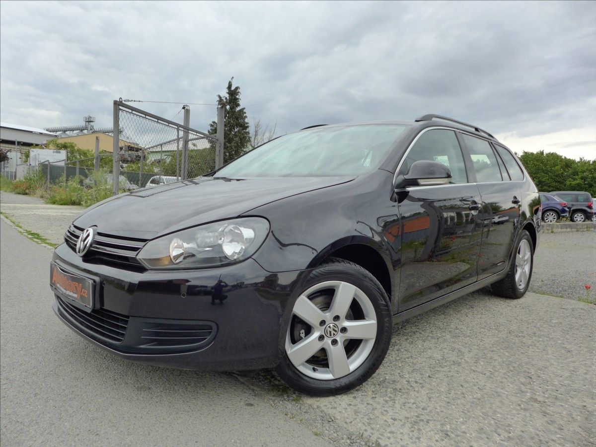 Volkswagen Golf, 1,2 TSI  DIGI AC, PDC, SERVIS
