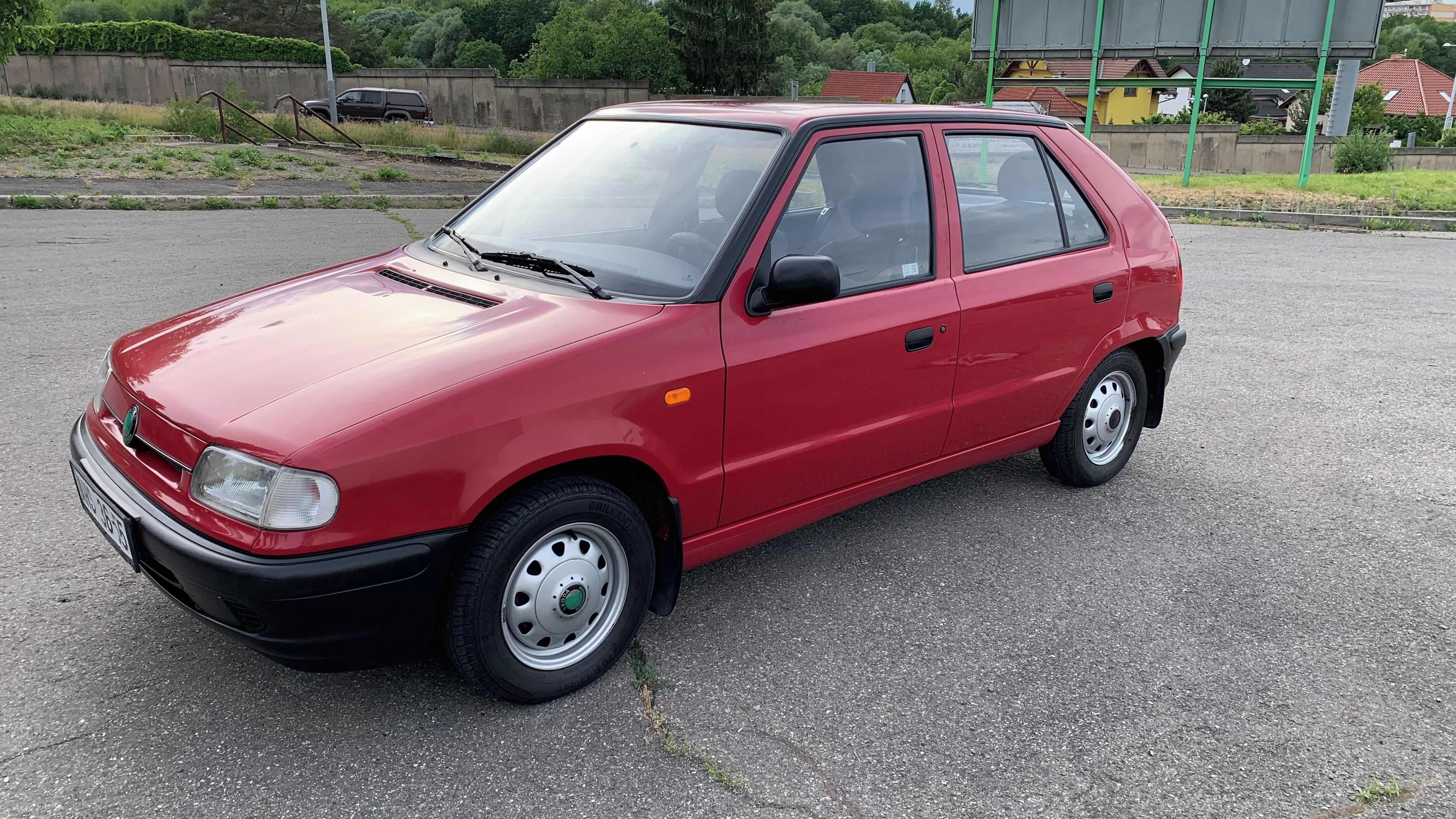 Škoda Felicia, 1,3 LXI - servisováno - fotka 2