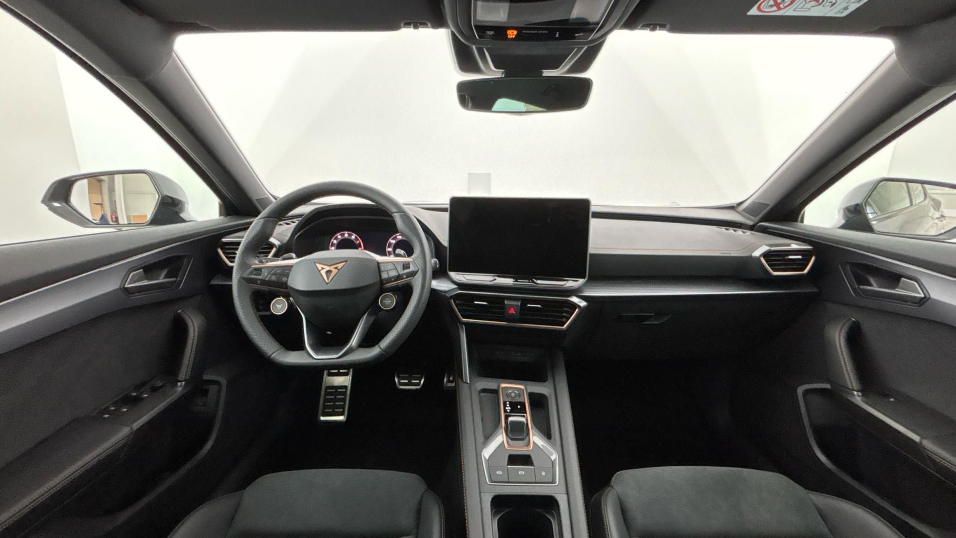 Cupra Formentor, 1.5 eTSi / 110 kW - fotka 4