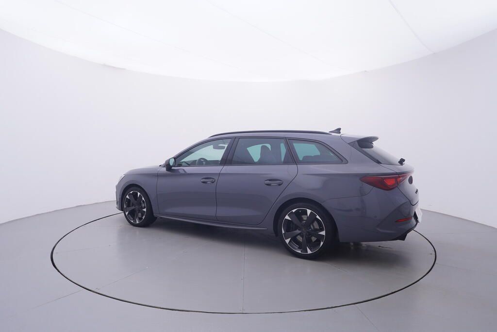Cupra Leon, 2.0 TSI 180 kW - fotka 3