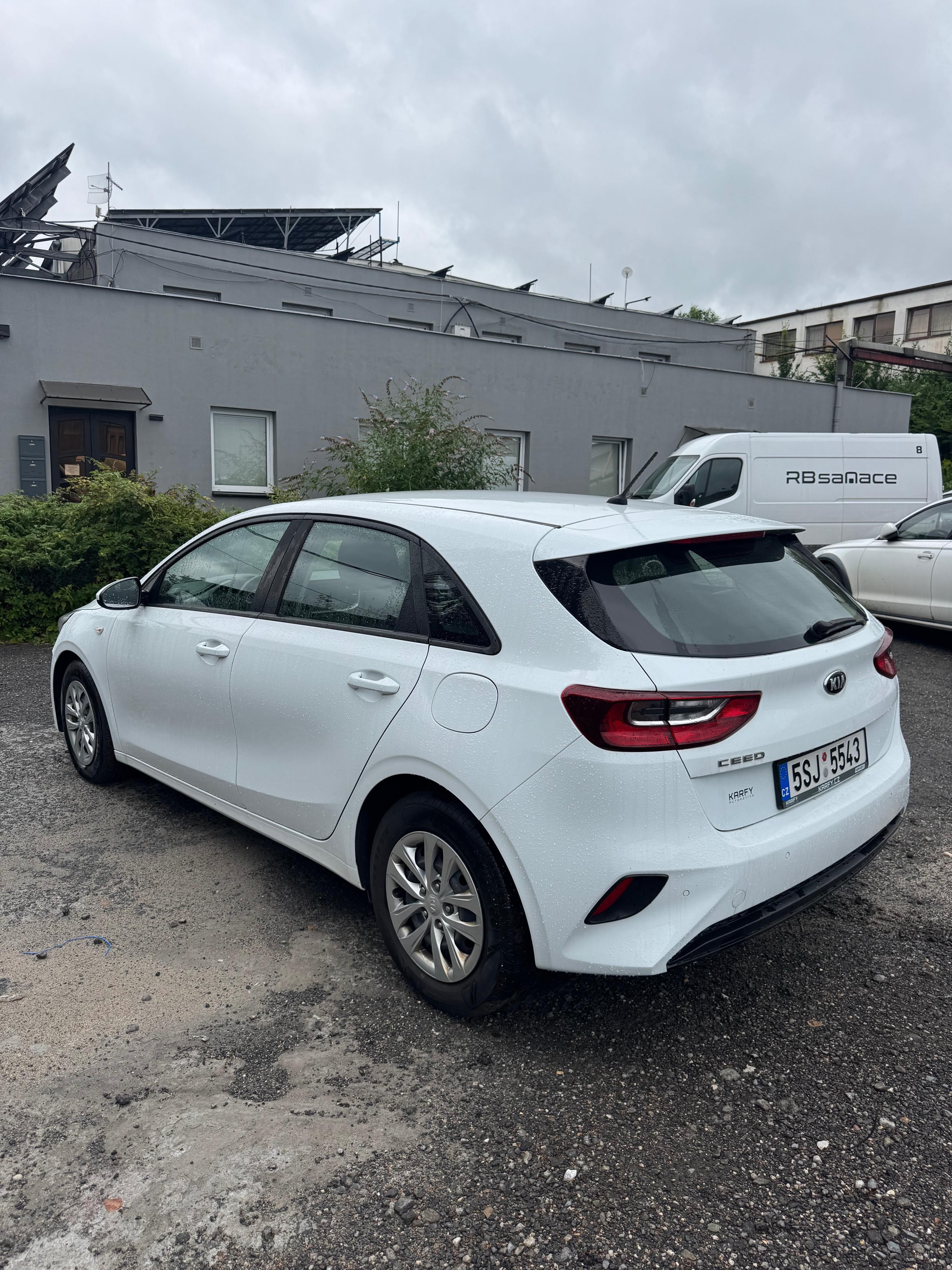 Kia Cee´d, 1.6 CRDi , CZ, 1. Majitel - fotka 5