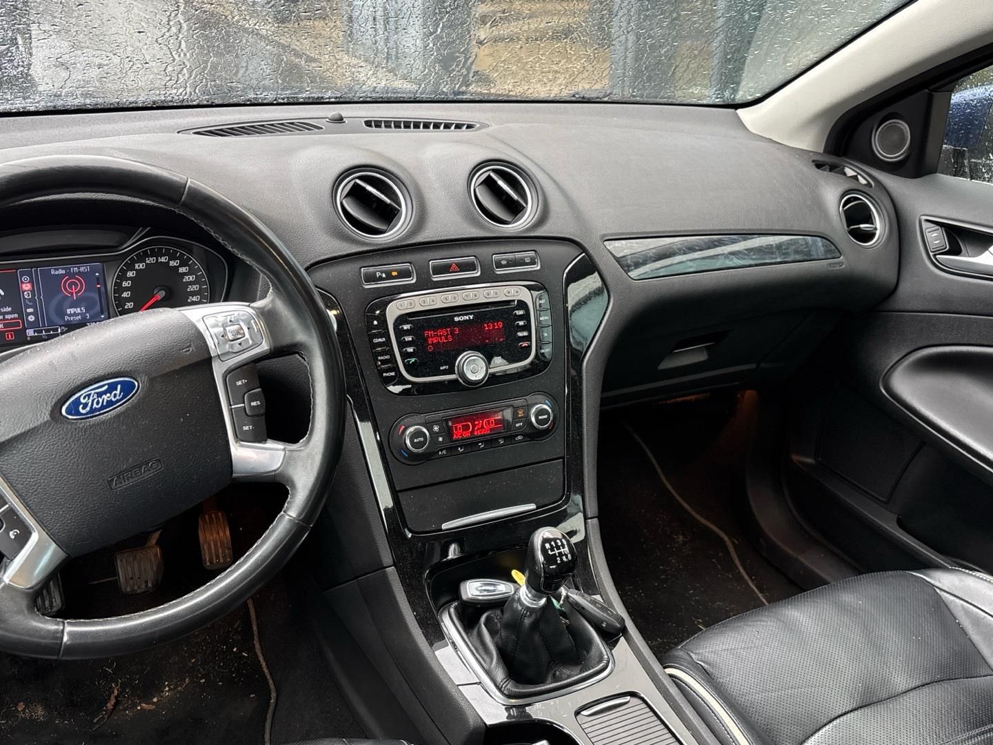 Ford Mondeo, 2.0 TDCi / 103 kW - fotka 4