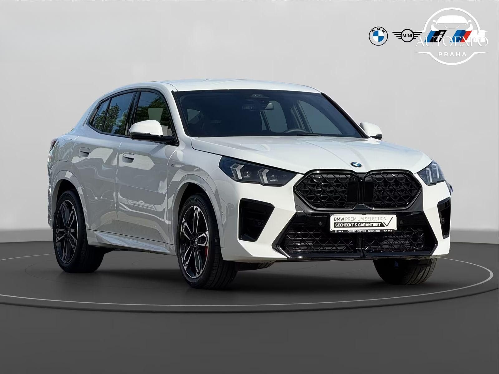 BMW X2, sDrive20i M Paket - fotka 3