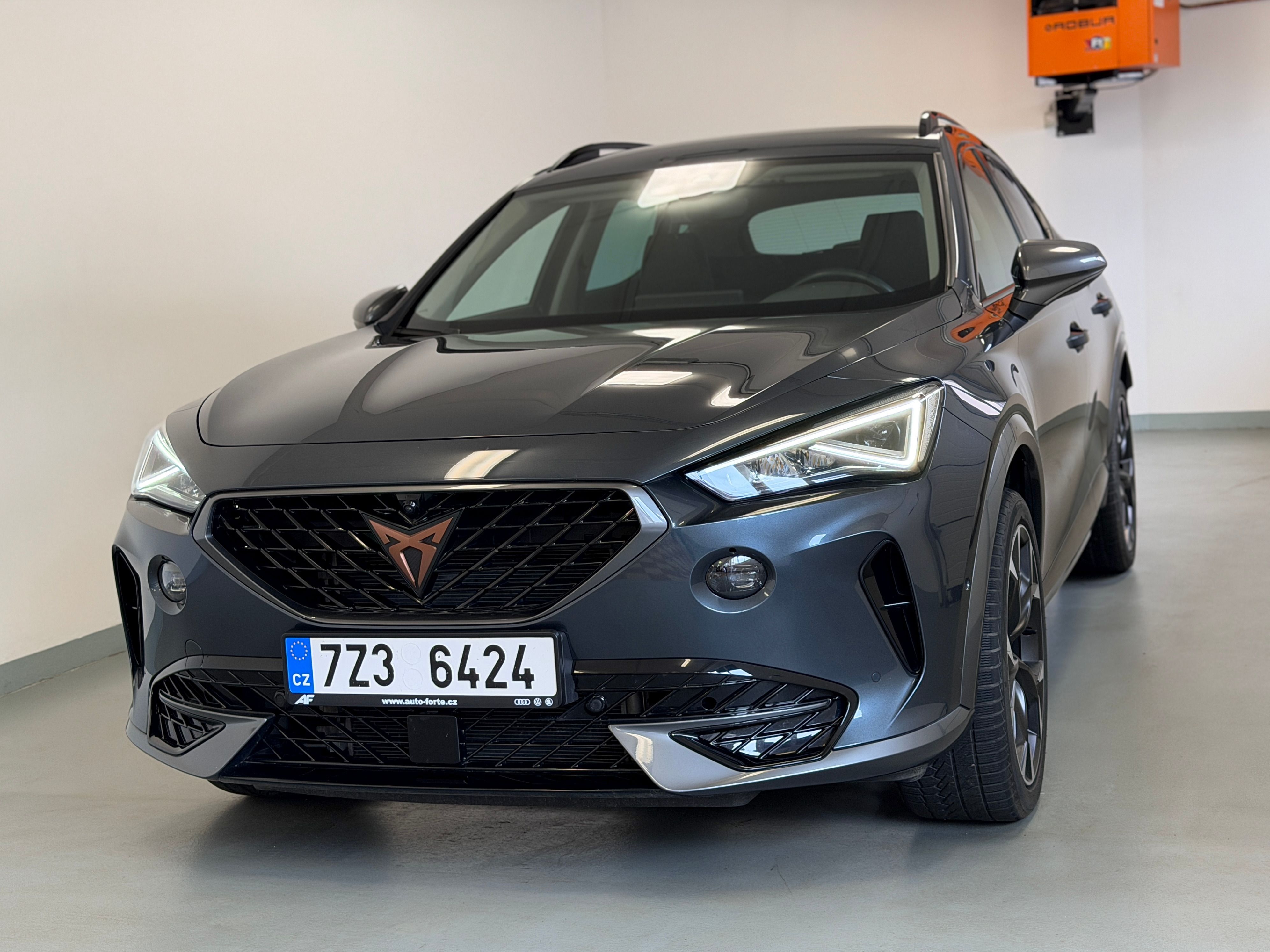 Cupra Formentor, 1,5TSI 110KW DSG čr. ZÁRUKA - fotka 2