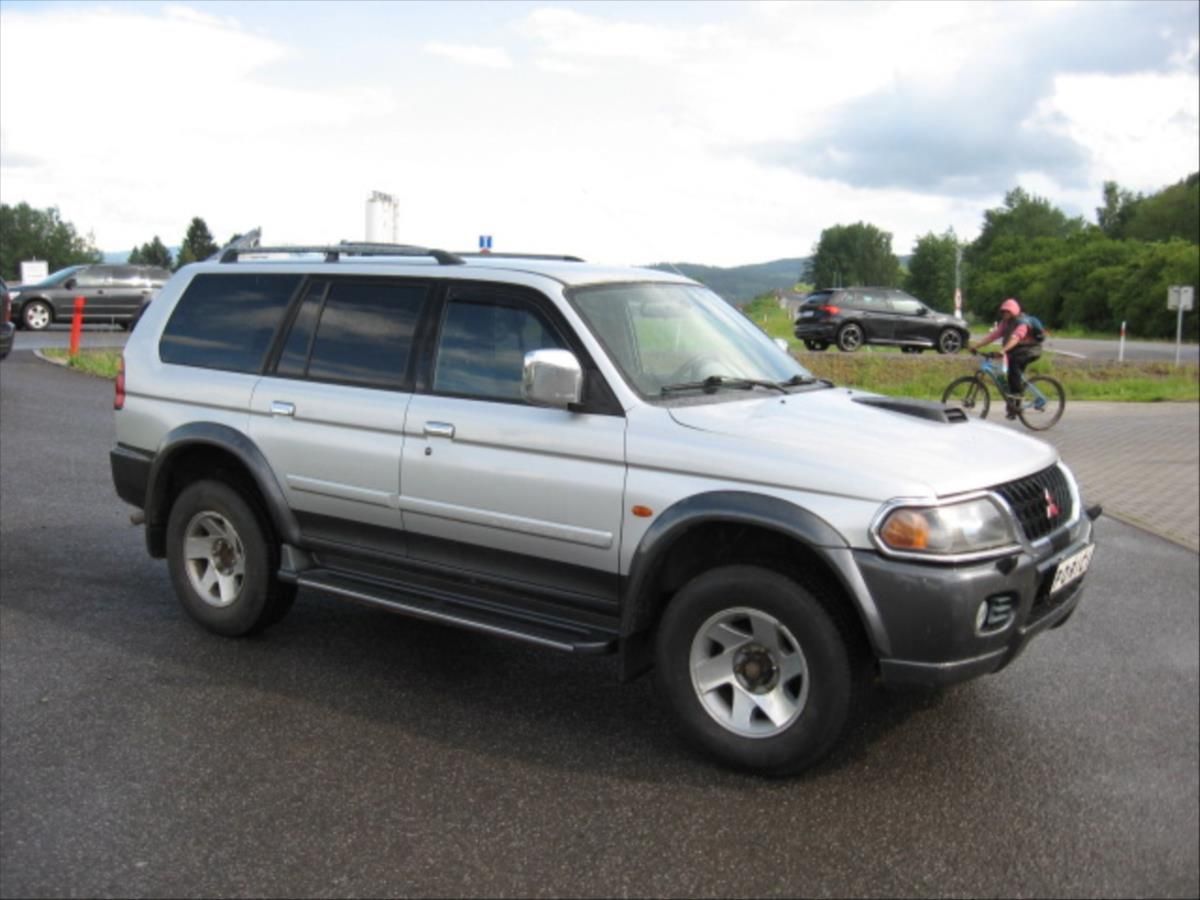 Mitsubishi Pajero Sport, 2,5 - fotka 4