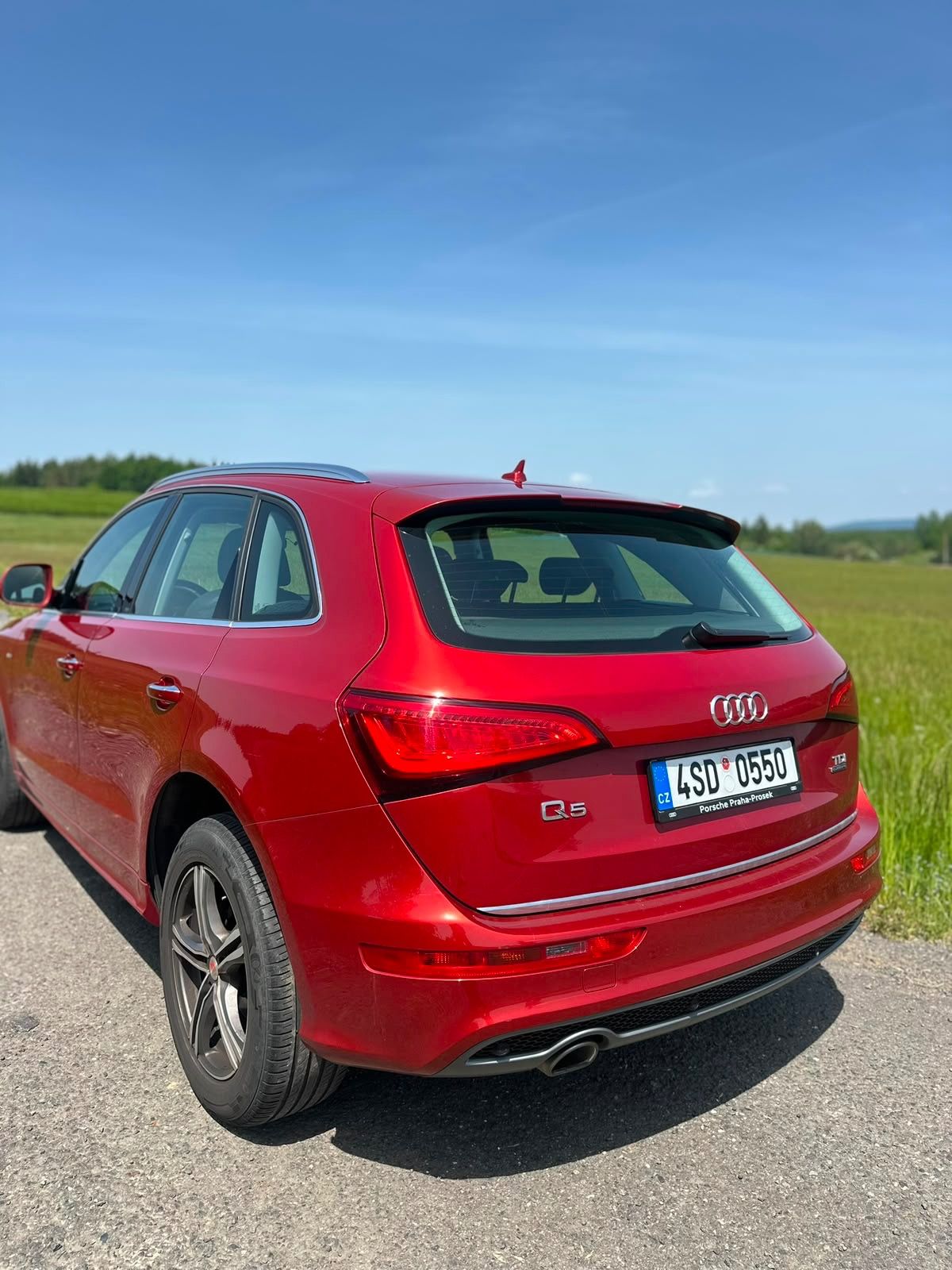 Audi Q5, 2.0 TDi, 140 kW - fotka 3