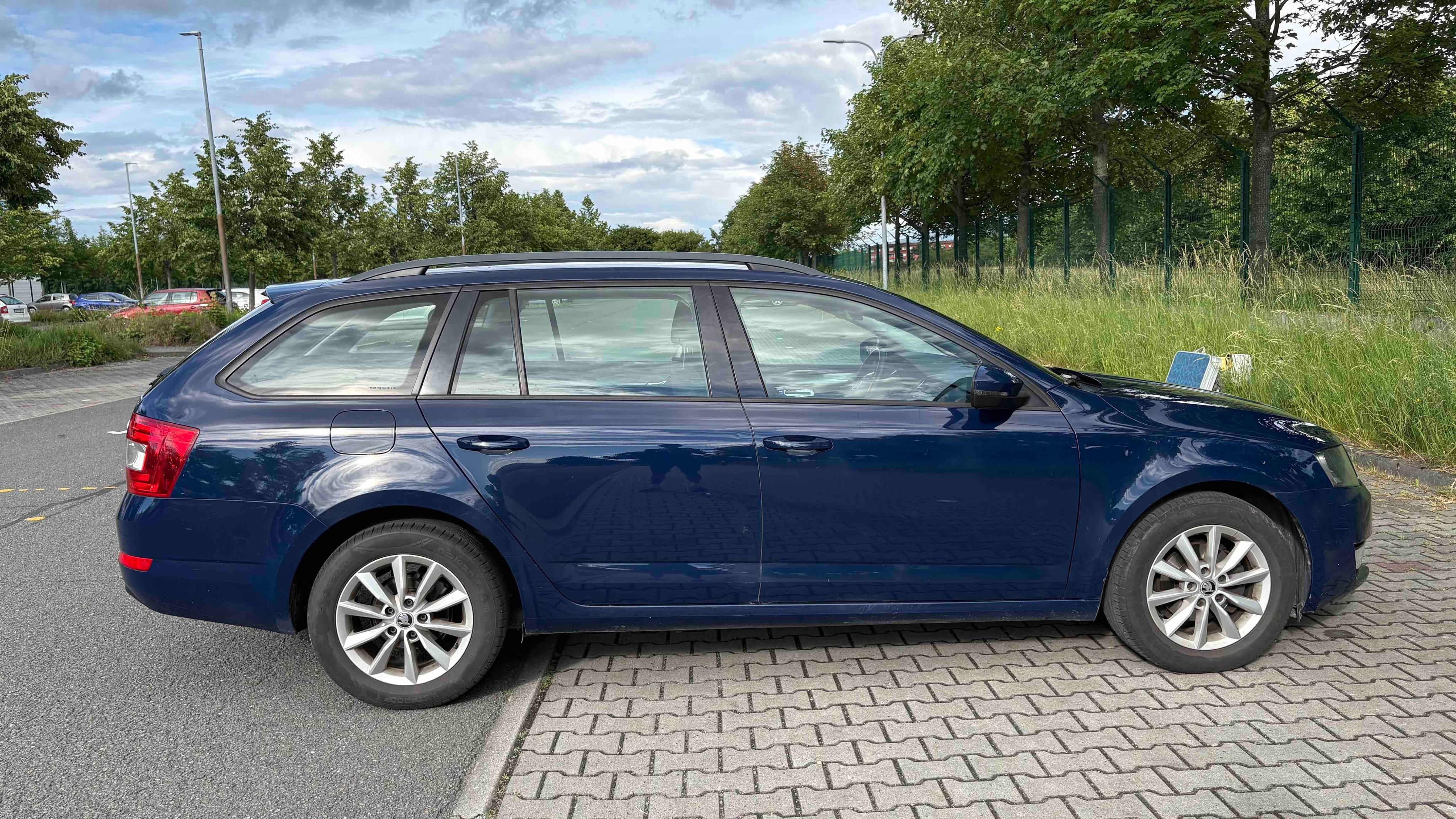 Škoda Octavia, Octavia kombi, 1.6 TDI, tažné - fotka 4