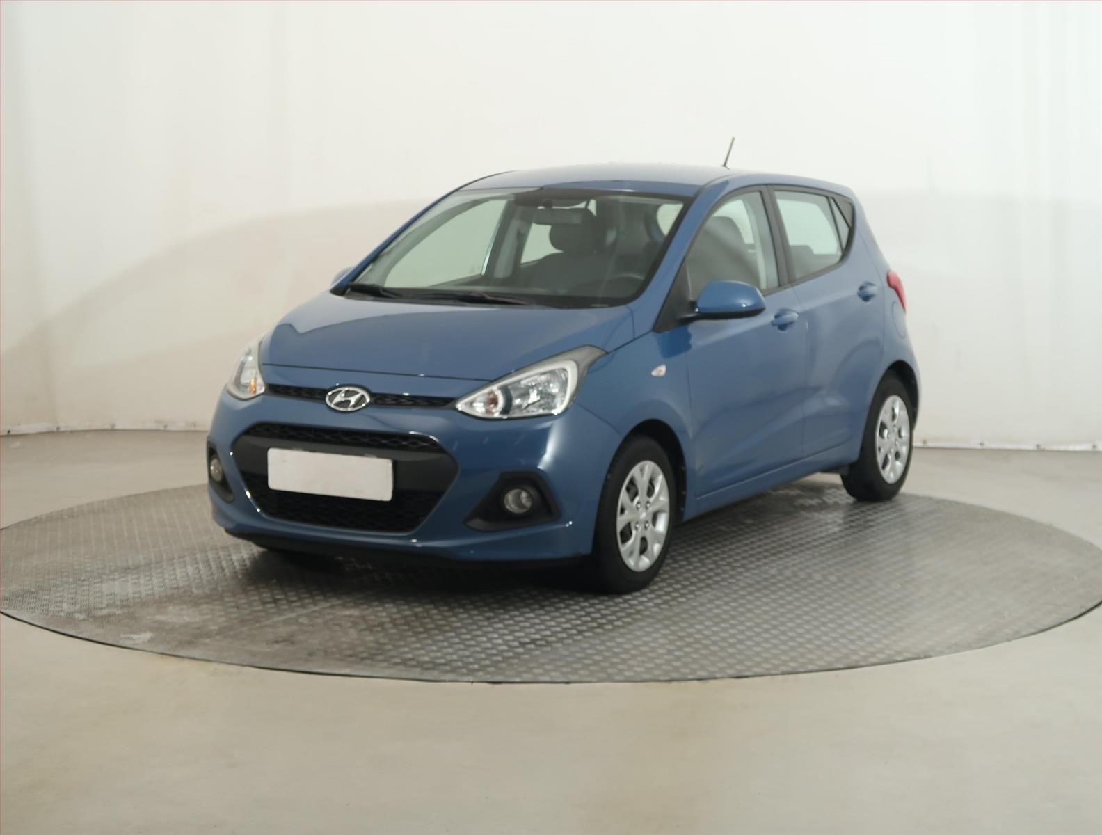 Hyundai i10, 1.0, Serv.kniha, Klima - fotka 2