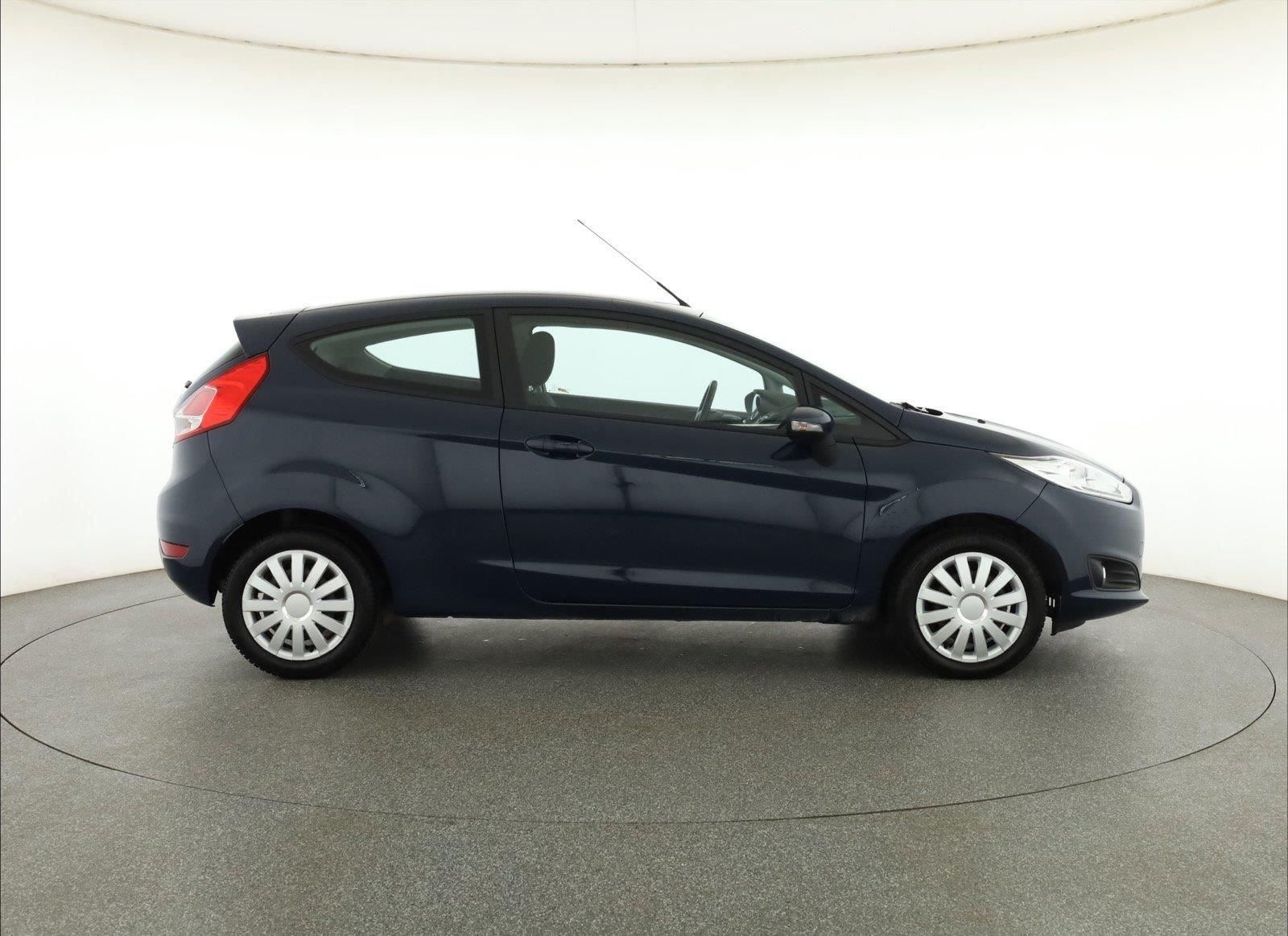 Ford Fiesta, 1.25, Klima, El. okna - fotka 6