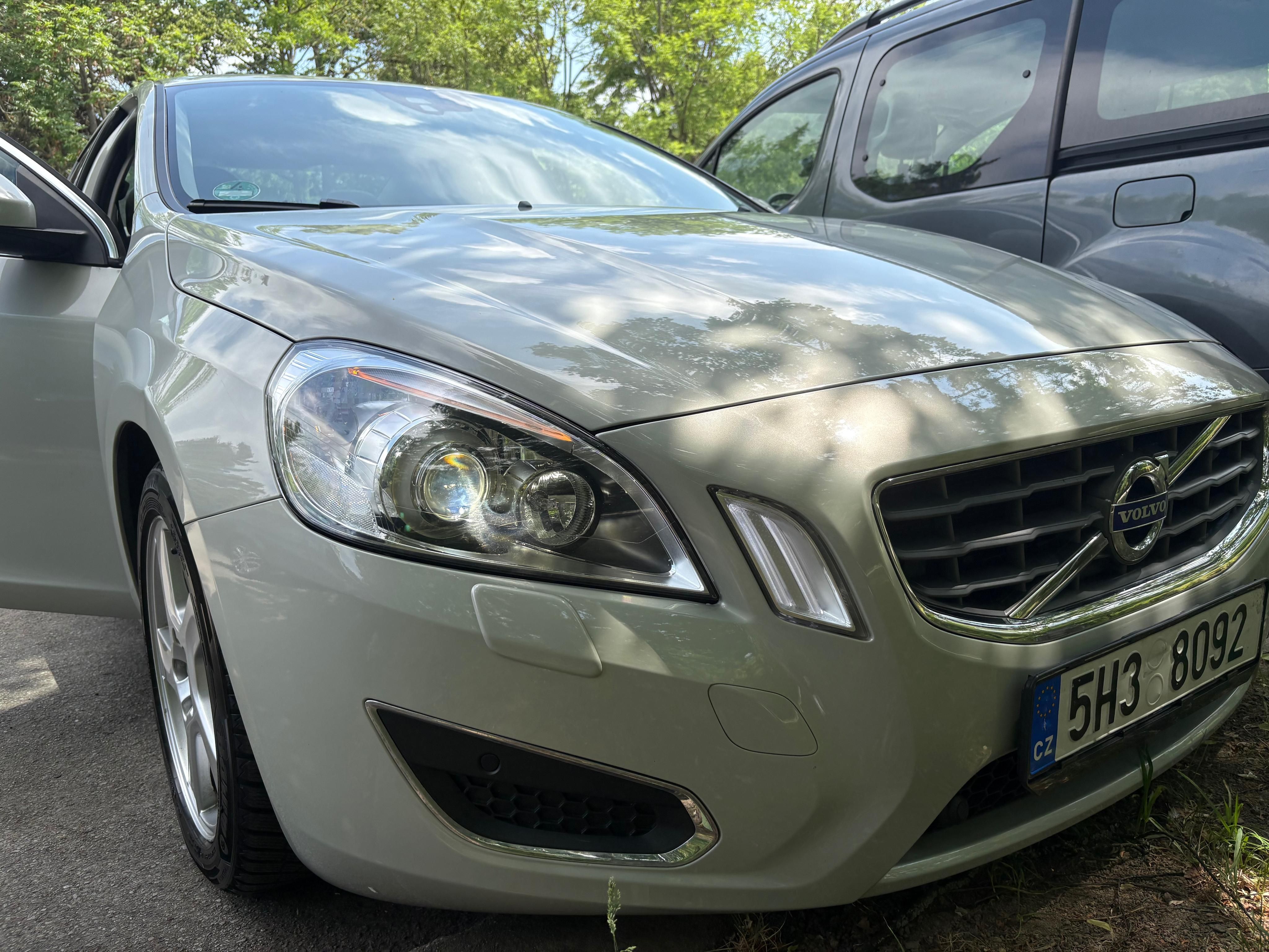 Volvo S60, 2.0 D3 120kW AUTOMAT - fotka 5