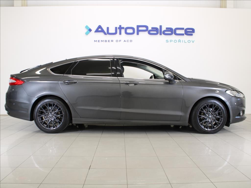 Ford Mondeo, 2,0 TDCi 132kW AT Pano. Kůže - fotka 6
