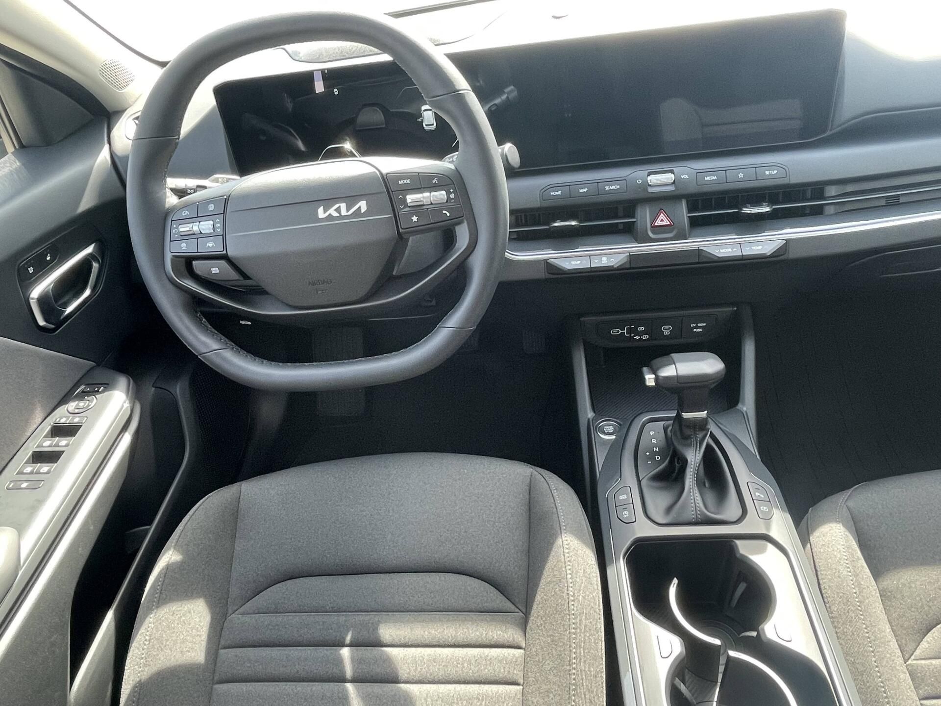 Kia K4, SPIN 7DCT 1,6 T-GDi - fotka 5