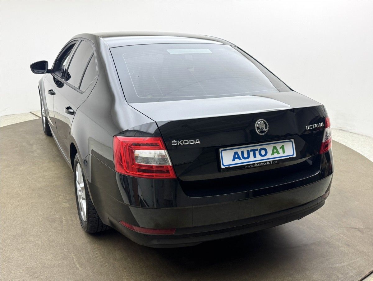 Škoda Octavia, 1,6 DPH KLIMA LED VÝHŘEV ČR - fotka 6