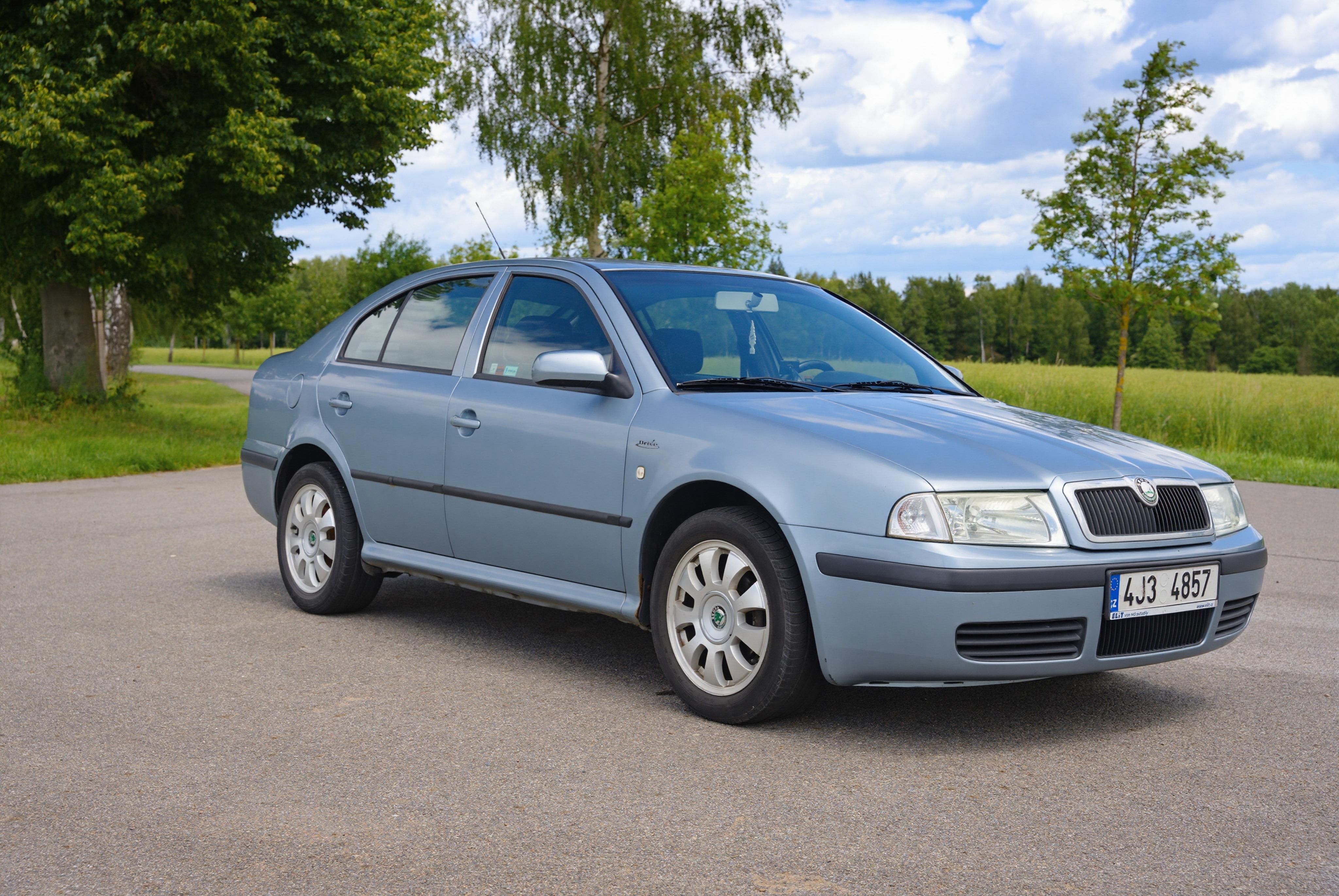 Škoda Octavia, Škoda Octavia I 1.6 MPI 75 kW - fotka 2