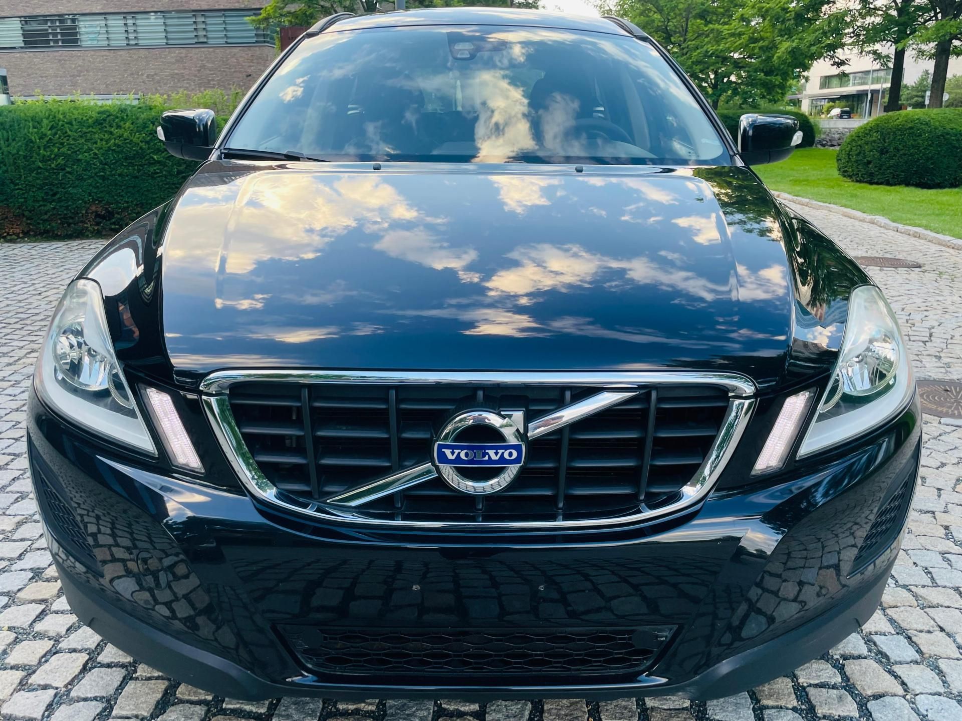 Volvo XC60, 2.0D 5V MAN 1.MAJITEL SERVISKA - fotka 6