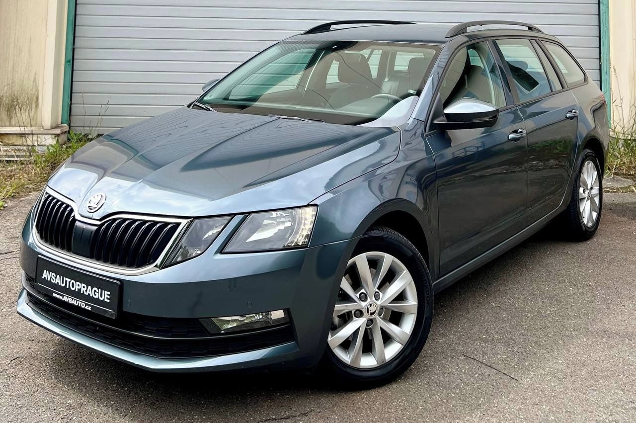 Škoda Octavia, FL COMBI 2.0 TDI DSG - fotka 3