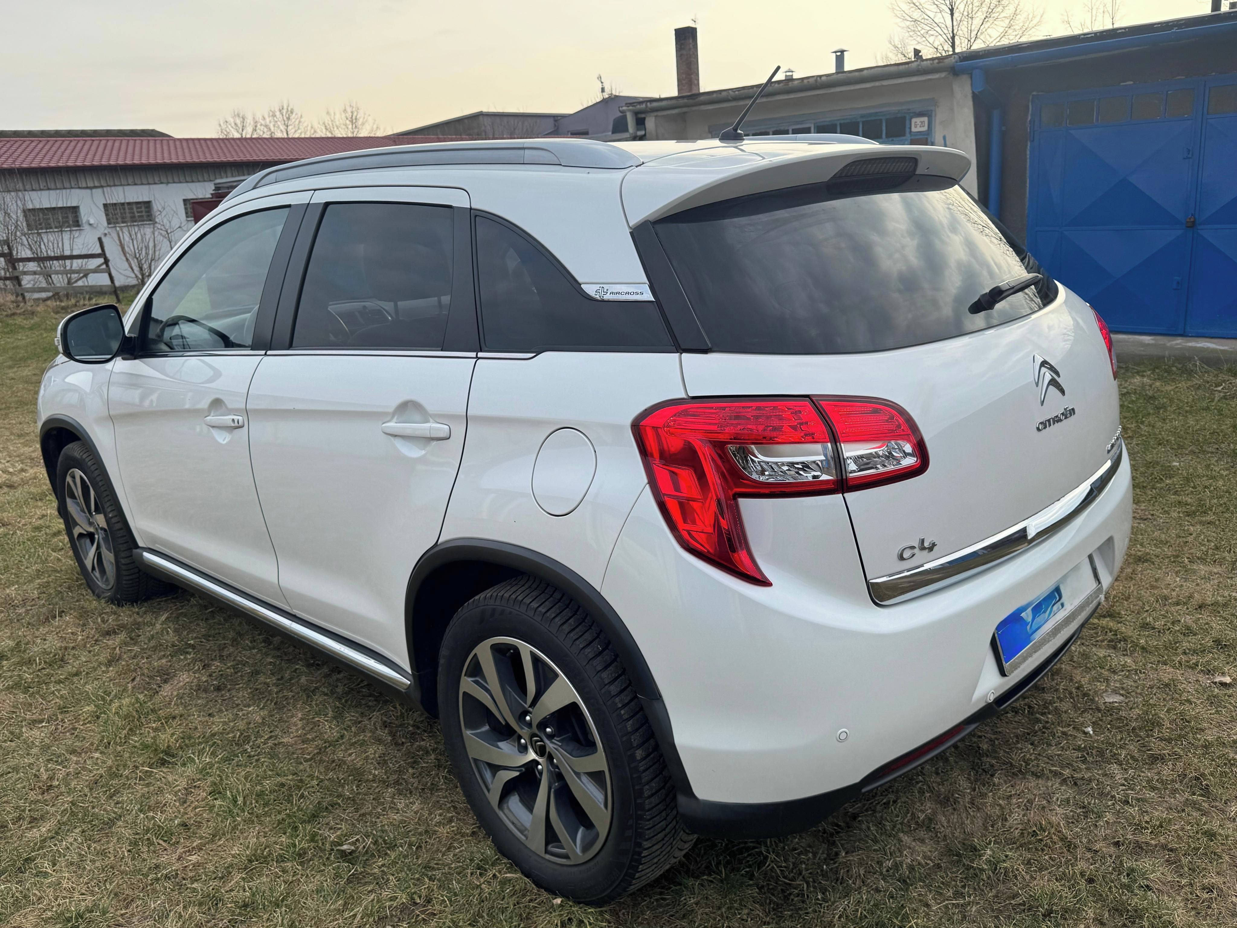 Citroën C4 Aircross, C4 Aircross 1.6HDi Excluzive - fotka 5