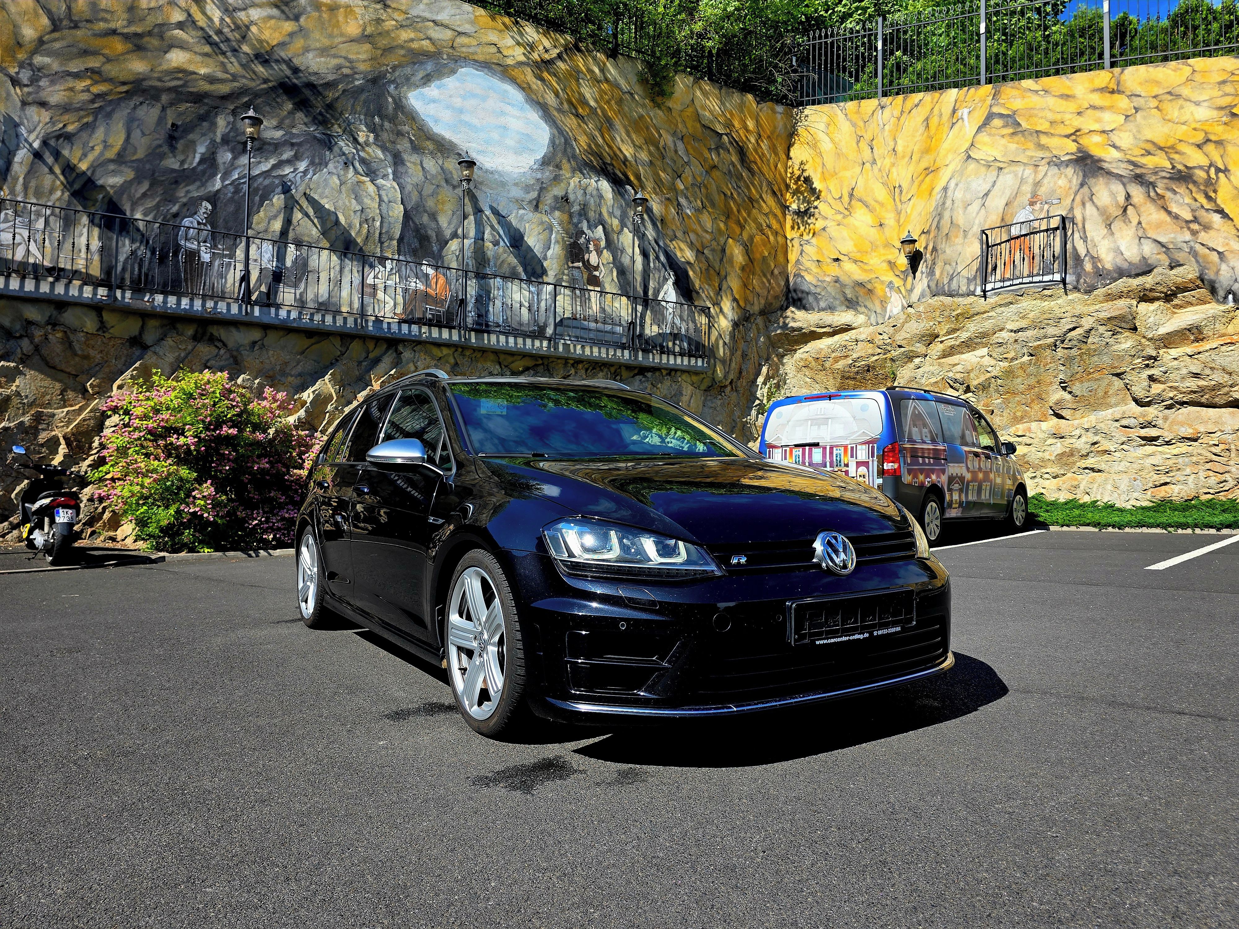 Volkswagen Golf, R - 221kW, Pano, DYNAUDIO - fotka 2