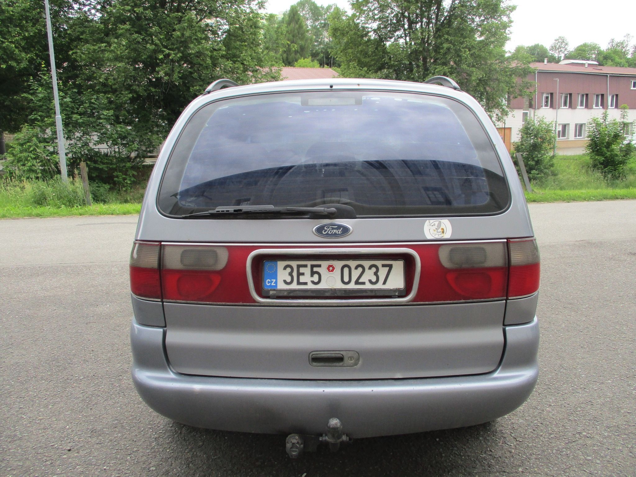 Ford Galaxy, 1.9 TDi, 7 míst - nové STK - fotka 4