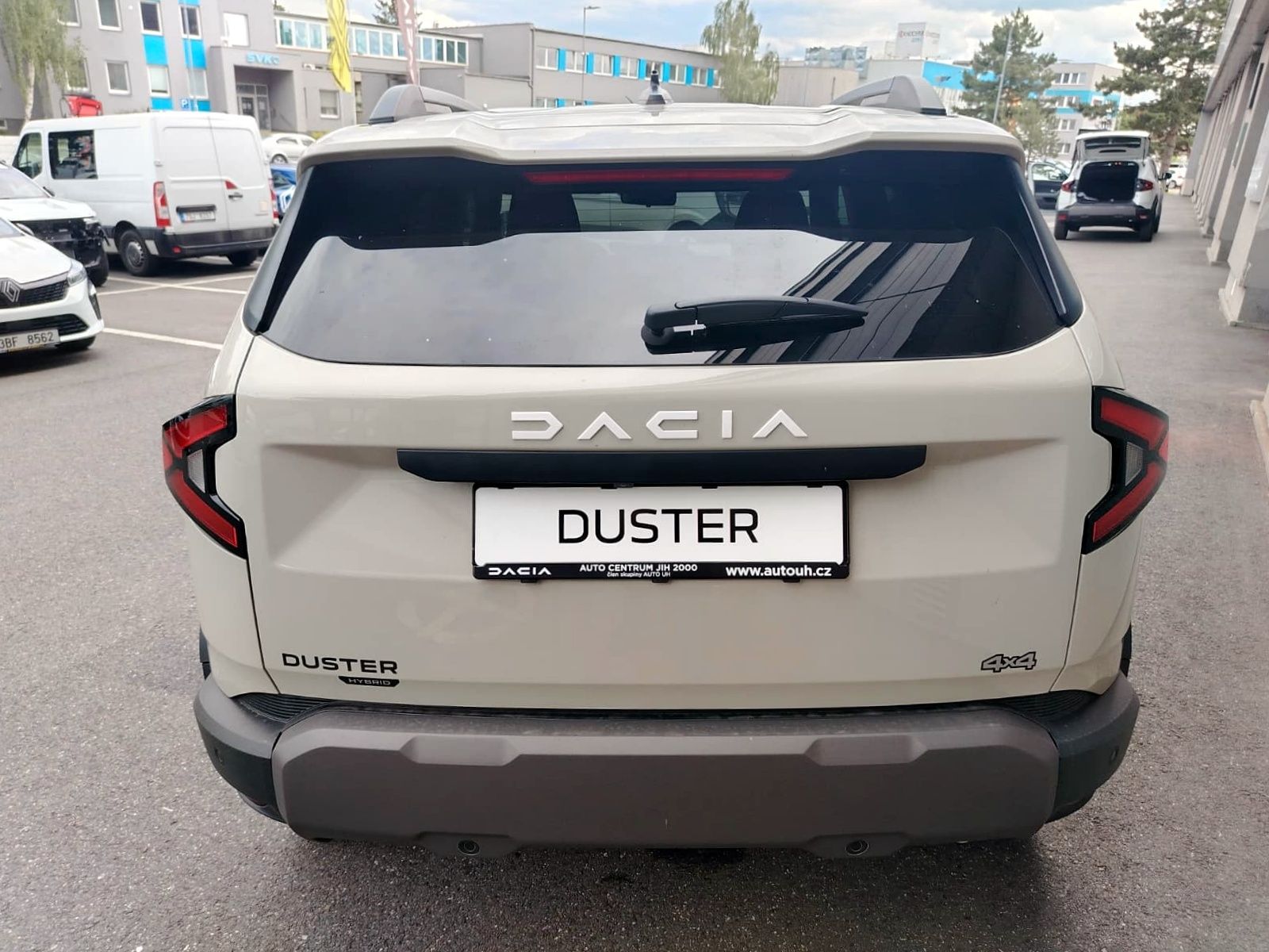 Dacia Duster, Journey Hybrid-G 150 4x4 (auto - fotka 4