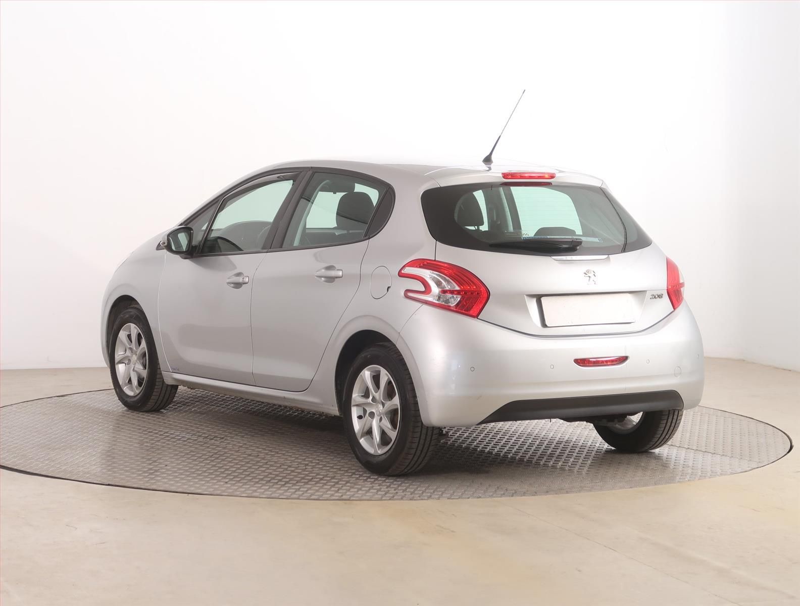 Peugeot 208, 1.4 HDI, Serv.kniha, po STK - fotka 4
