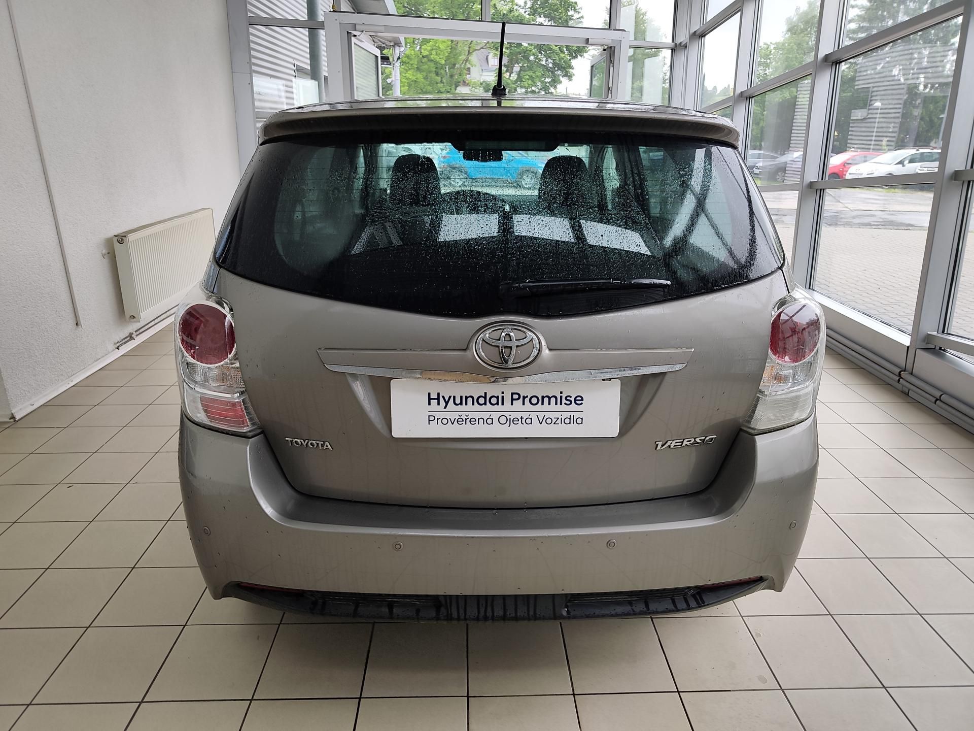 Toyota Verso, 1.6 D-4D 82kW MT - fotka 3