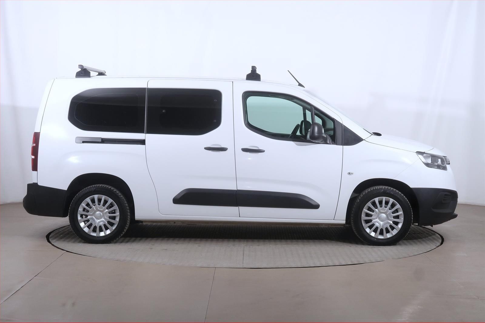 Toyota Proace City Verso, Maxi 1.5 D-4D, 5Míst, ČR, 1Maj - fotka 6