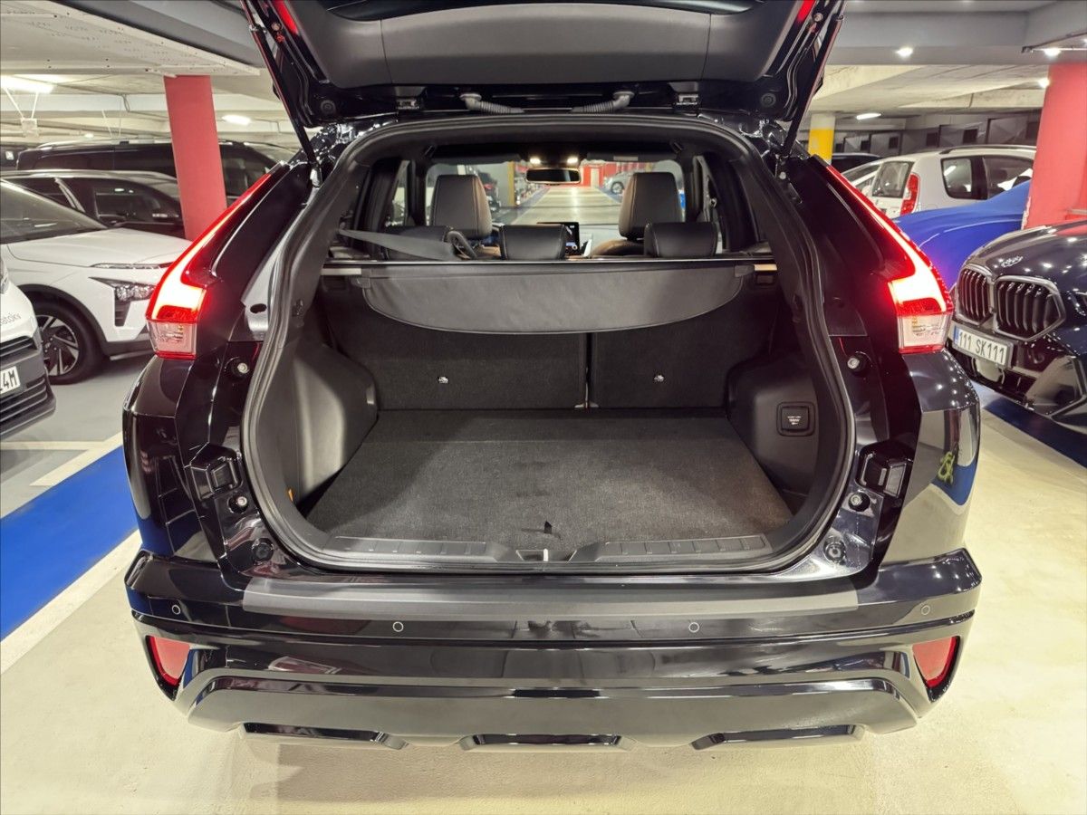 Mitsubishi Eclipse Cross, 2,4 MIVEC+PHEV  INTENSE+ - fotka 5